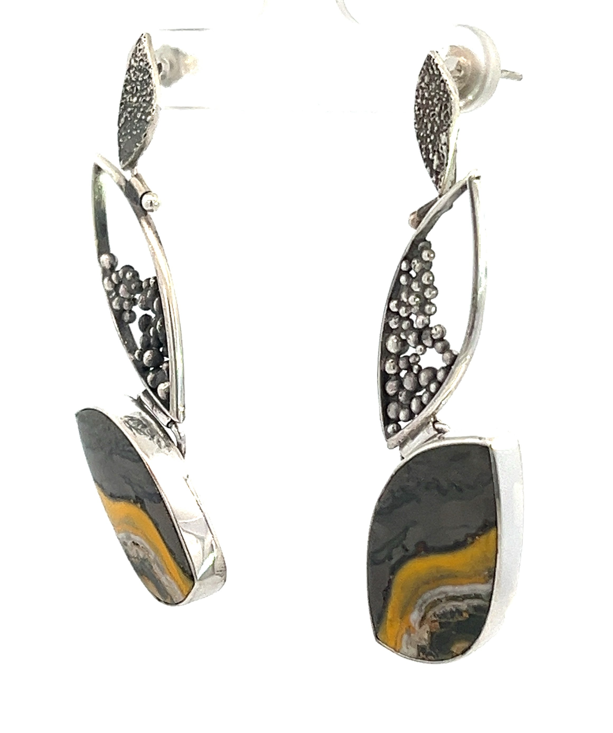 Bumblebee earrings 6.jpg
