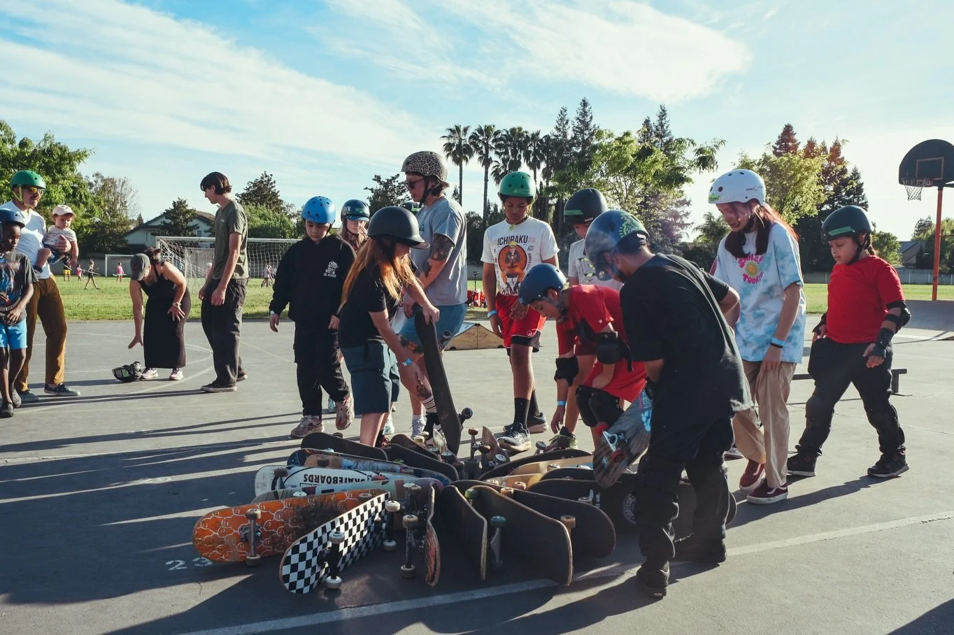 As our semester comes to a close, we want to reflect on all the amazing moments we shared with students, parents, volunteers, sponsors, staff, board members, and supporters. We are so grateful for every single person and cannot wait to see what next 