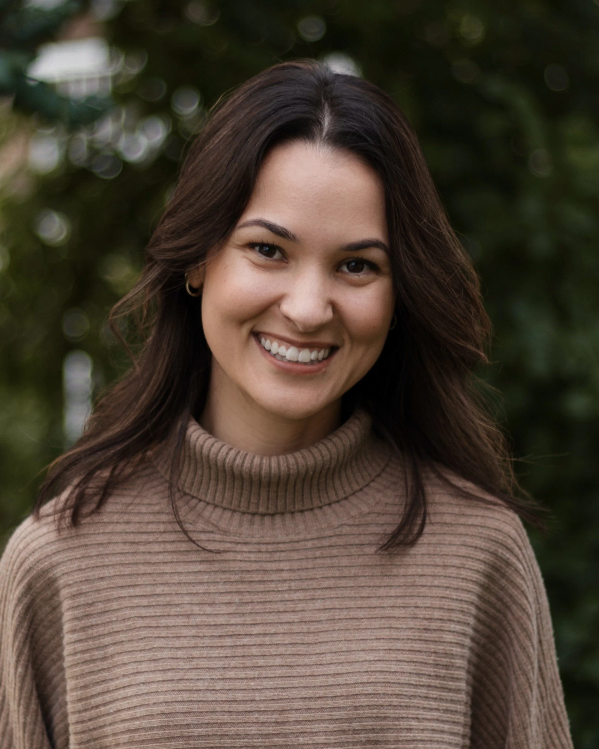 Nasim Switzer works with her clients to find a therapeutic approach that fits their style. Contact her to book a consultation.