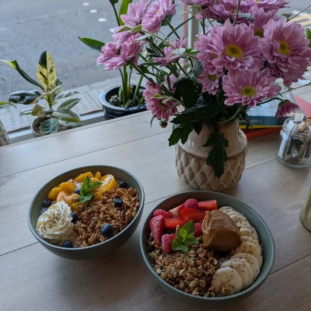 Come and try our new delicious weekly specials!!! 

🍌 Banana, biscoff, granola, strawberries and raspberries

🍑 Chai stewed peaches, toasted oats, orange mascarpone and blueberries
