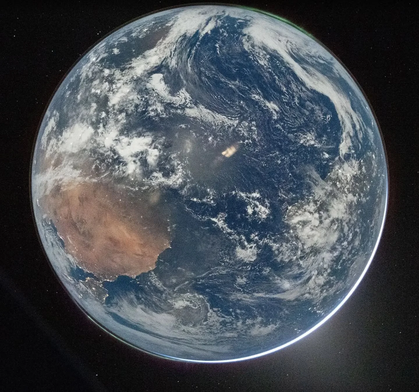 Hi friends!

There are a sweet bunch of opportunities coming up to&nbsp;dance and drum together&hellip;scroll down/through to see them all! Check out the info on my website, link in the bio. Save the dates, and I look forward to being in the rhythms 