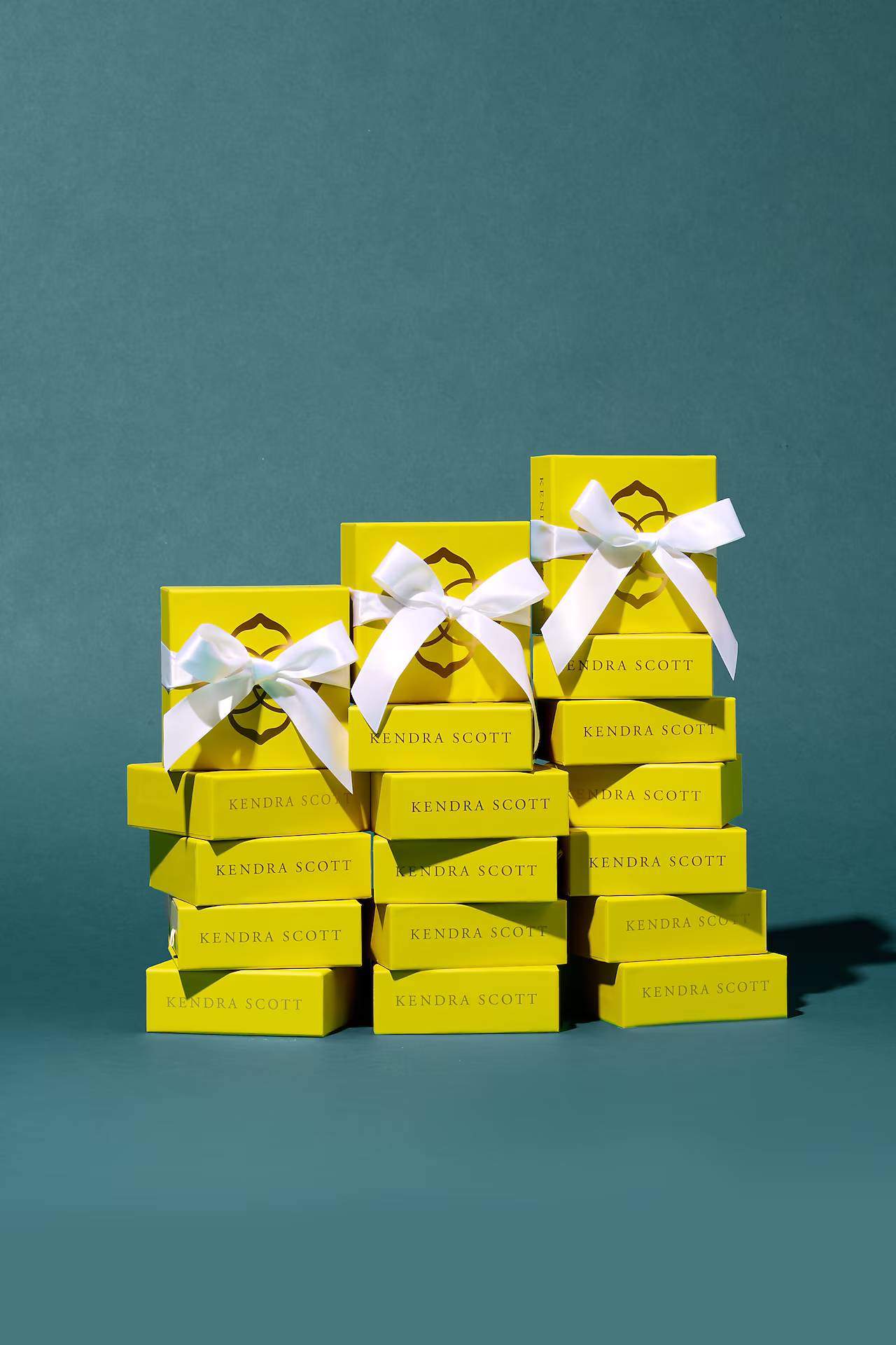 Kendra Scott Gives Back Scottsdale + Chandler Locations August 16, 2025 12-2pm