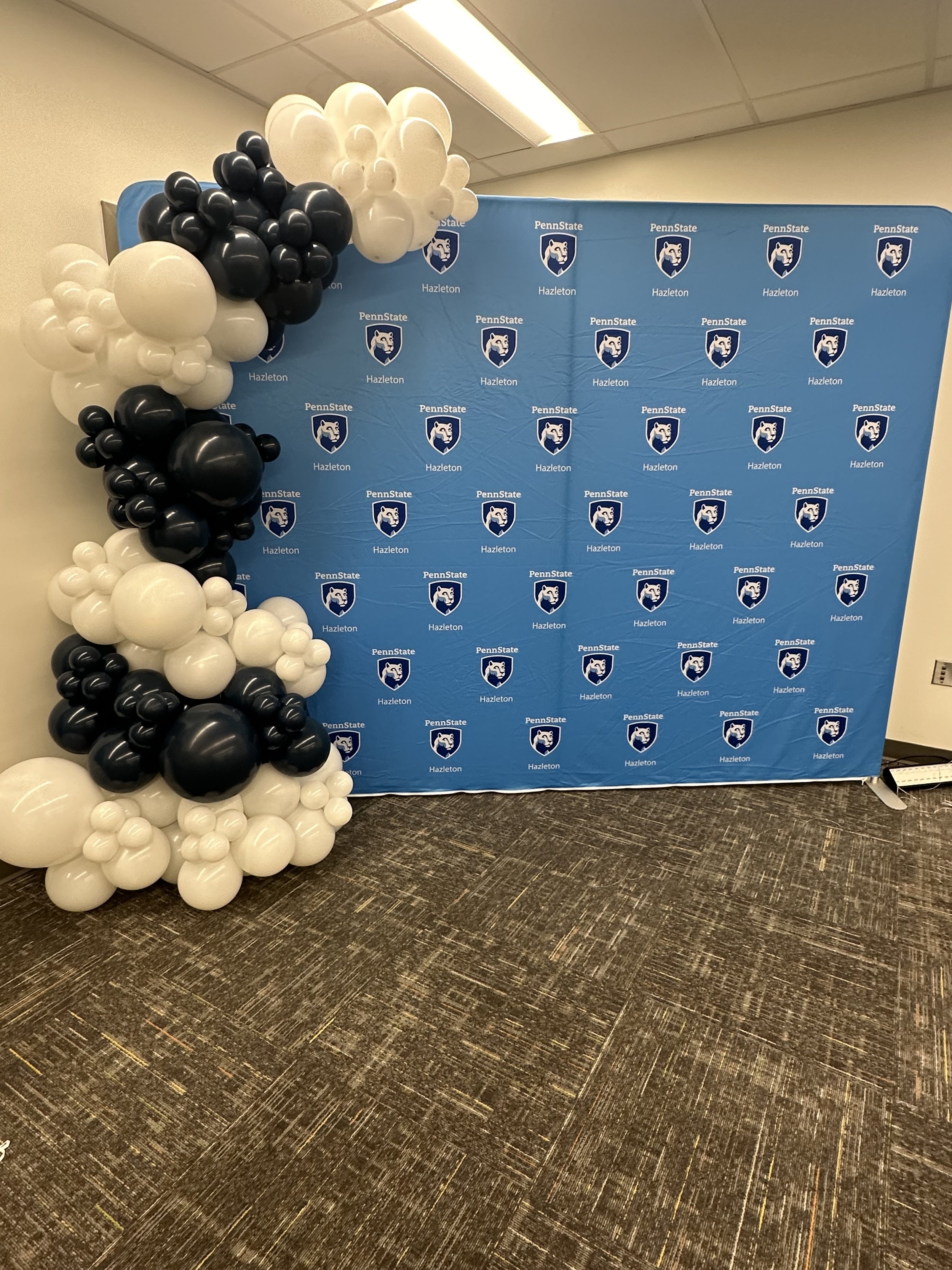 Penn State Hazleton Ballons