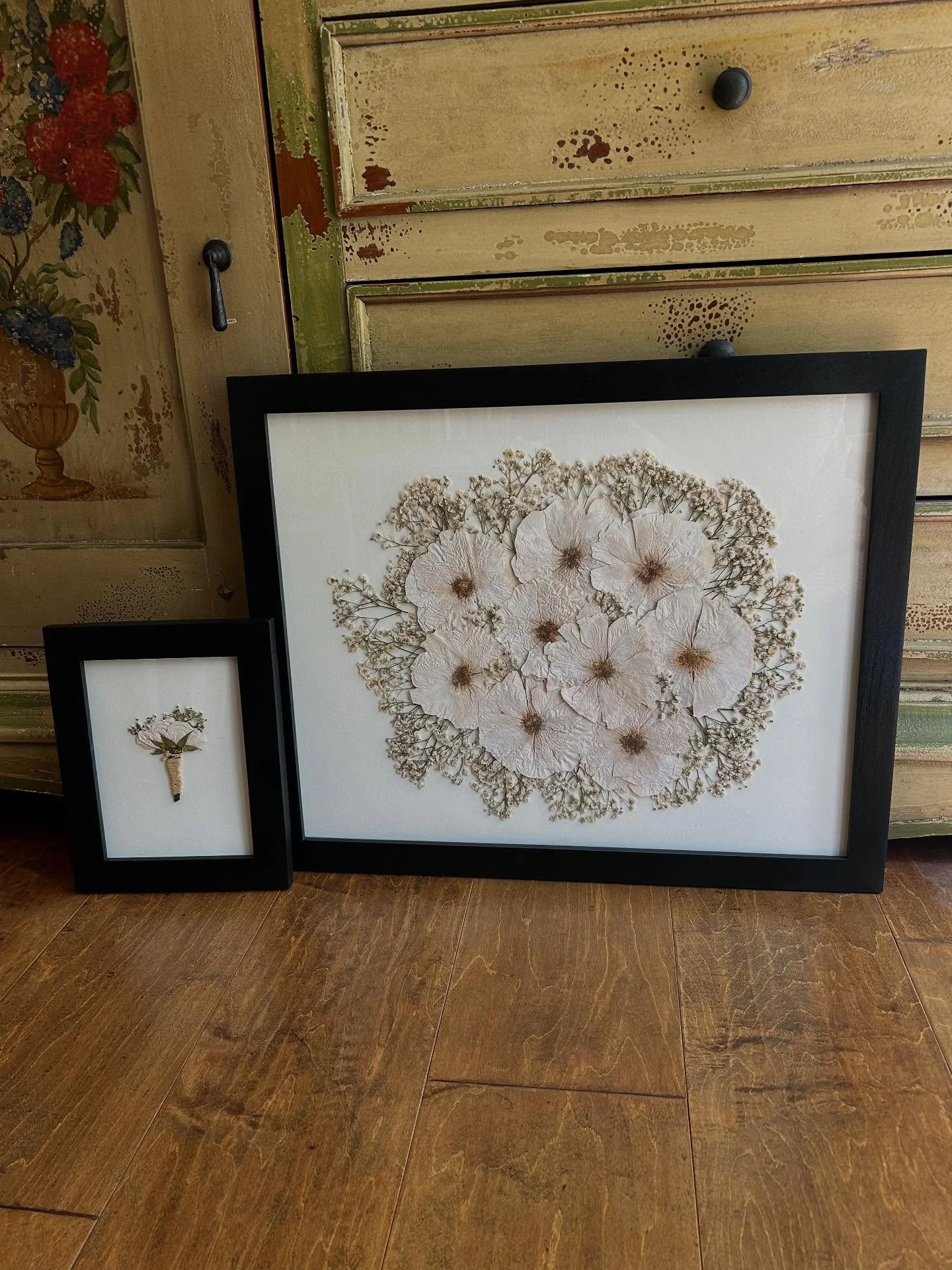 Tier 3, 16 by 20 classic preservation, with a boutonni&egrave;re mini frame 🖼️