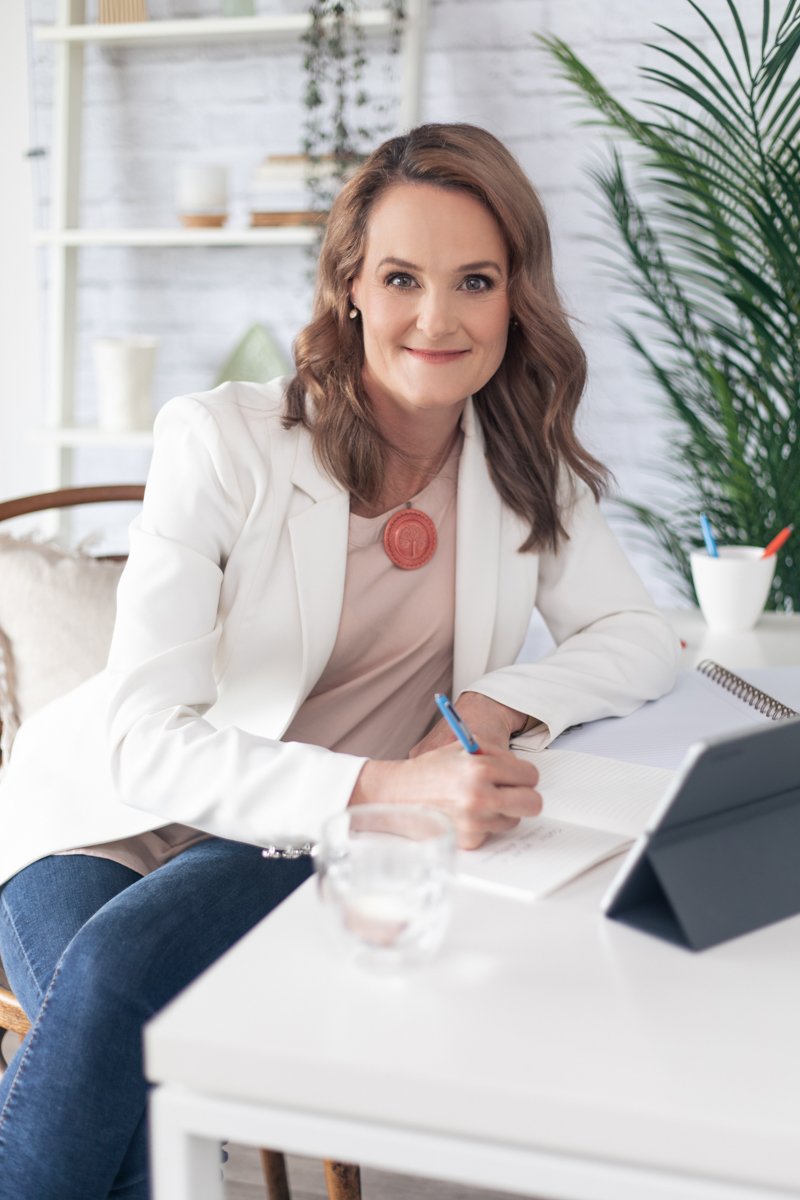 Sarah Harmer(c)2022_Tabitha Arthur Photography_llr-7256.jpg