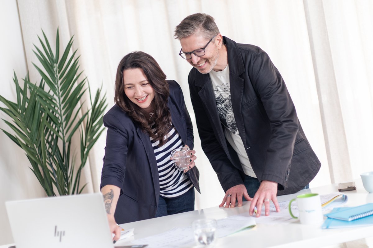 Stefanie & Antony Dixon(c)2025_Tabitha Arthur Photography_llr--7.jpg