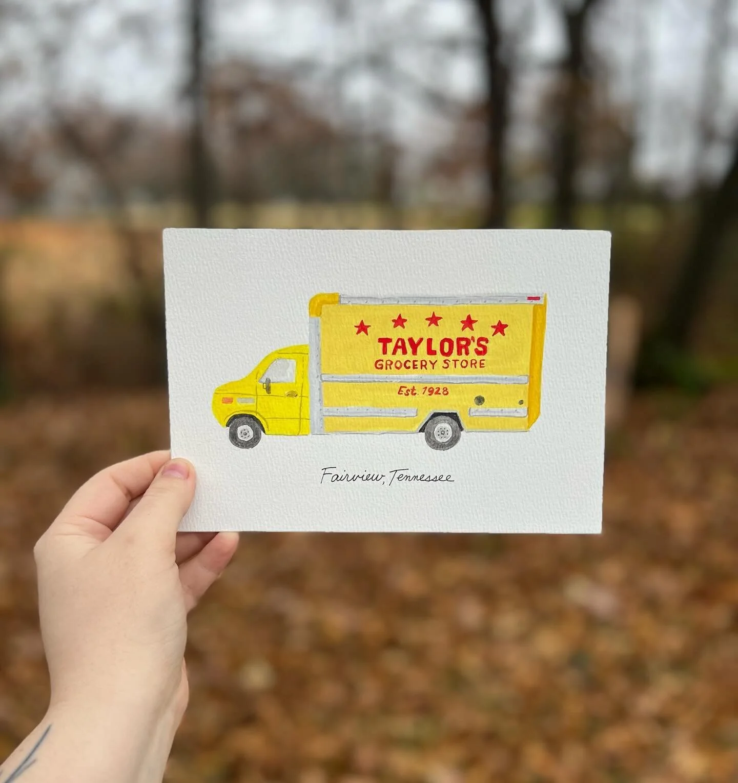 A cute little Fairview landmark today. 🌷 

#illustration #artprint #fairview #nashvilleartist #trinketmamastudio #gouache #gouacheillustration