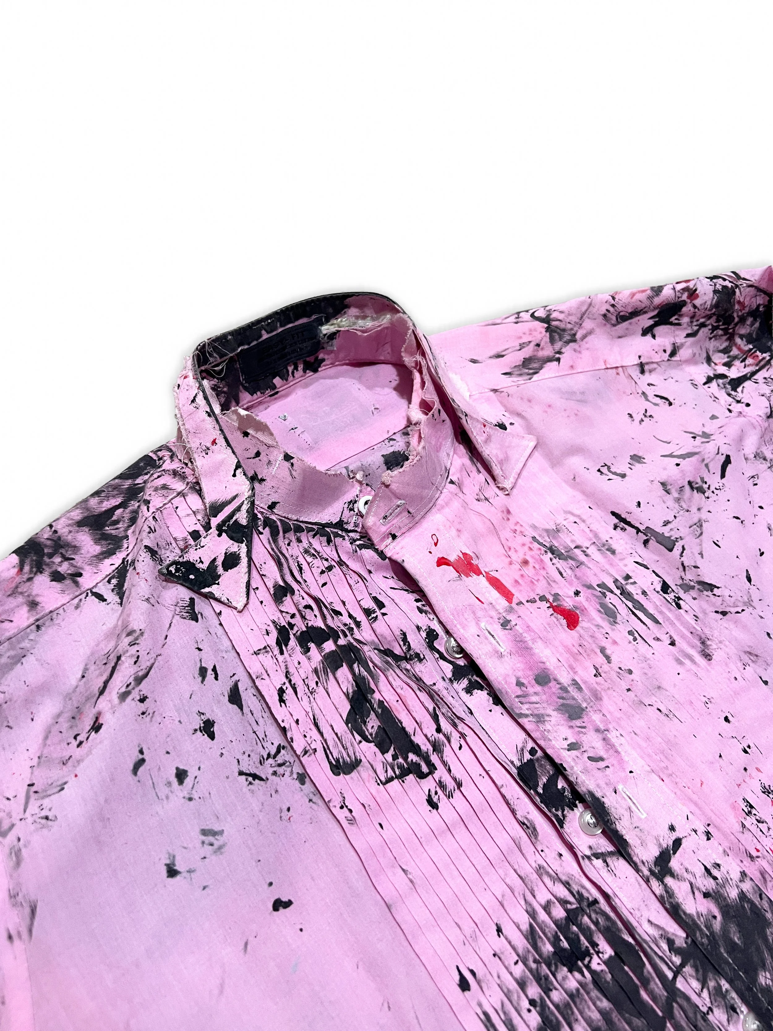 dress shirt pink dirstress collar close up.jpg