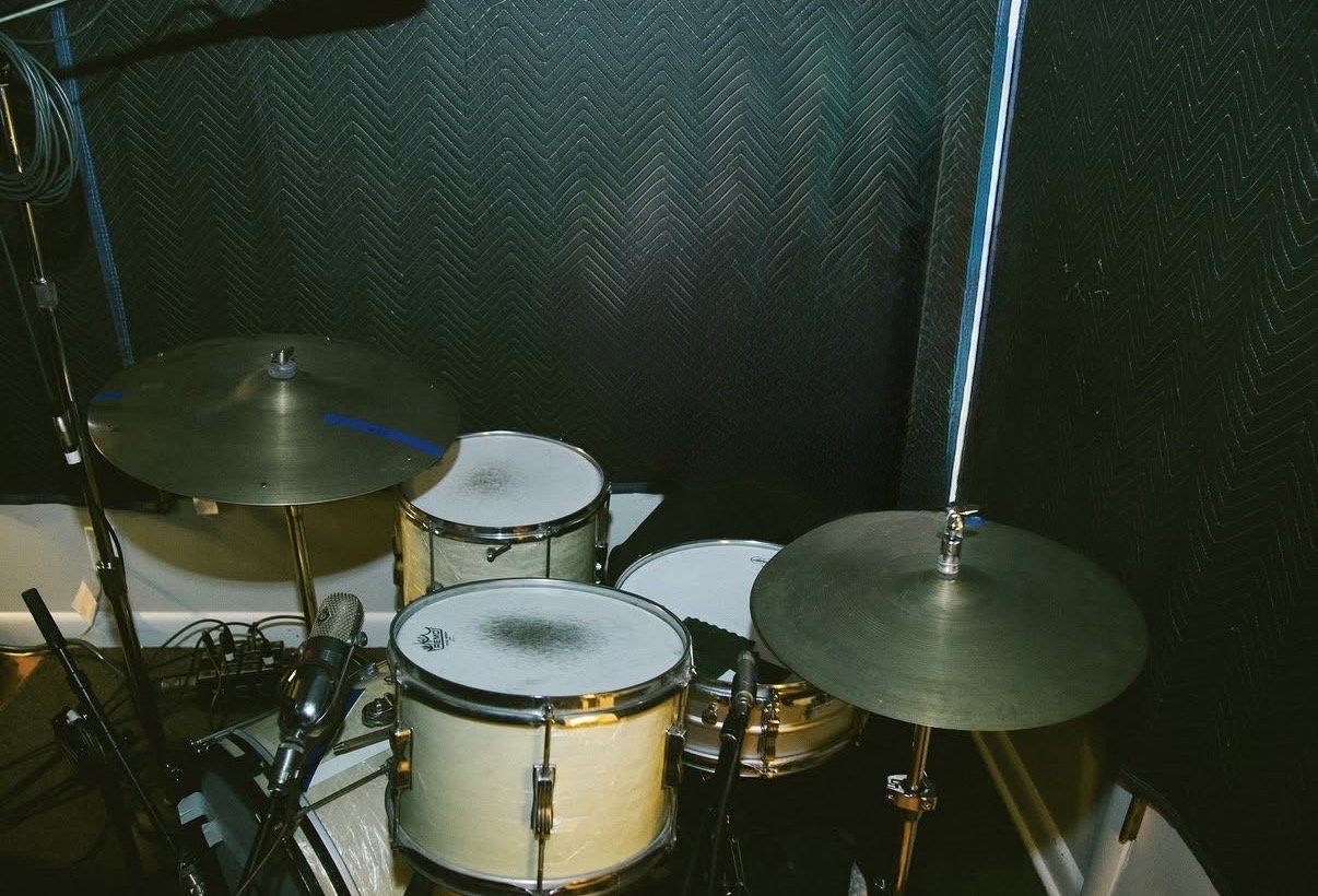 Hit drums.jpg