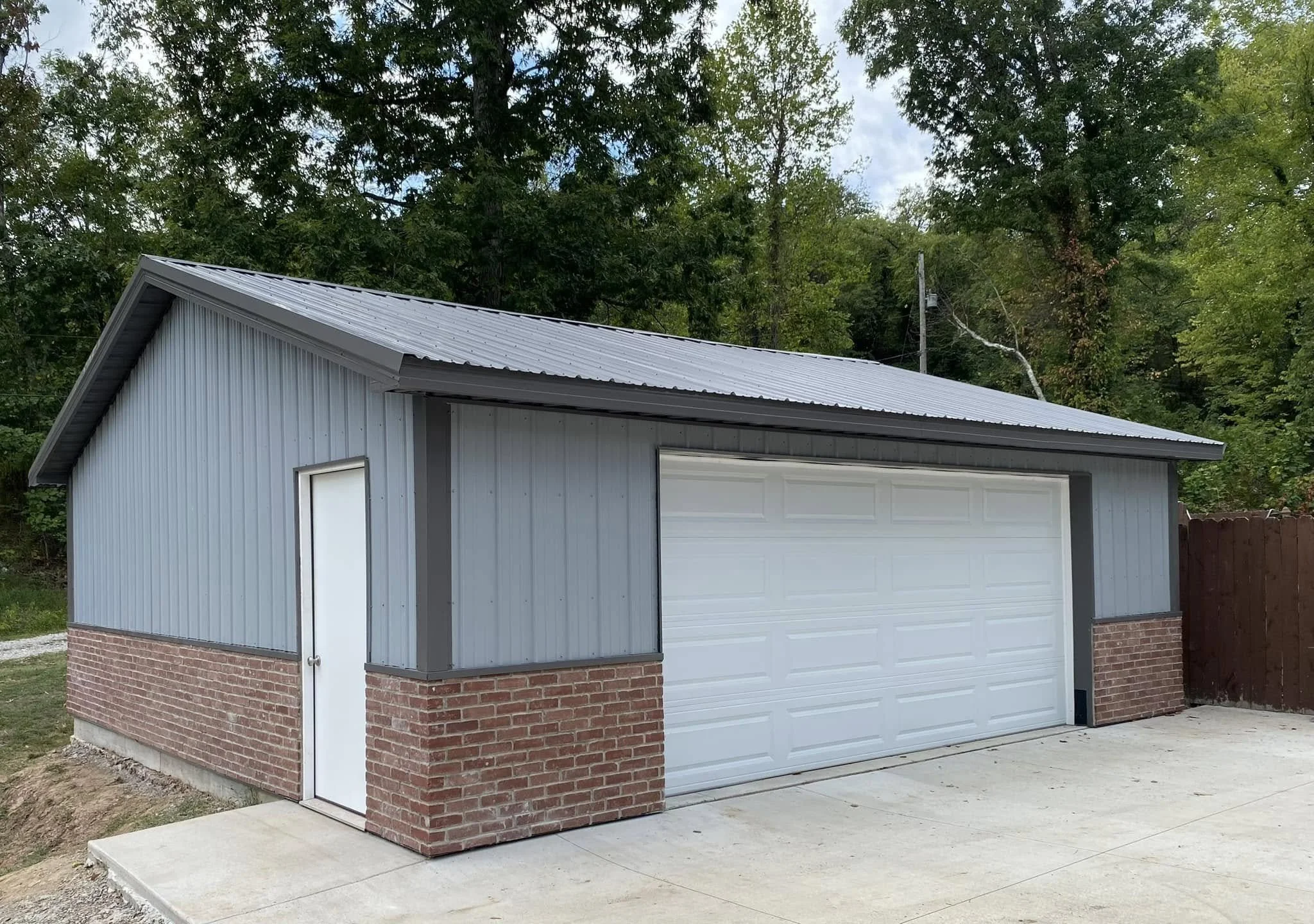 Metal pole barn garage