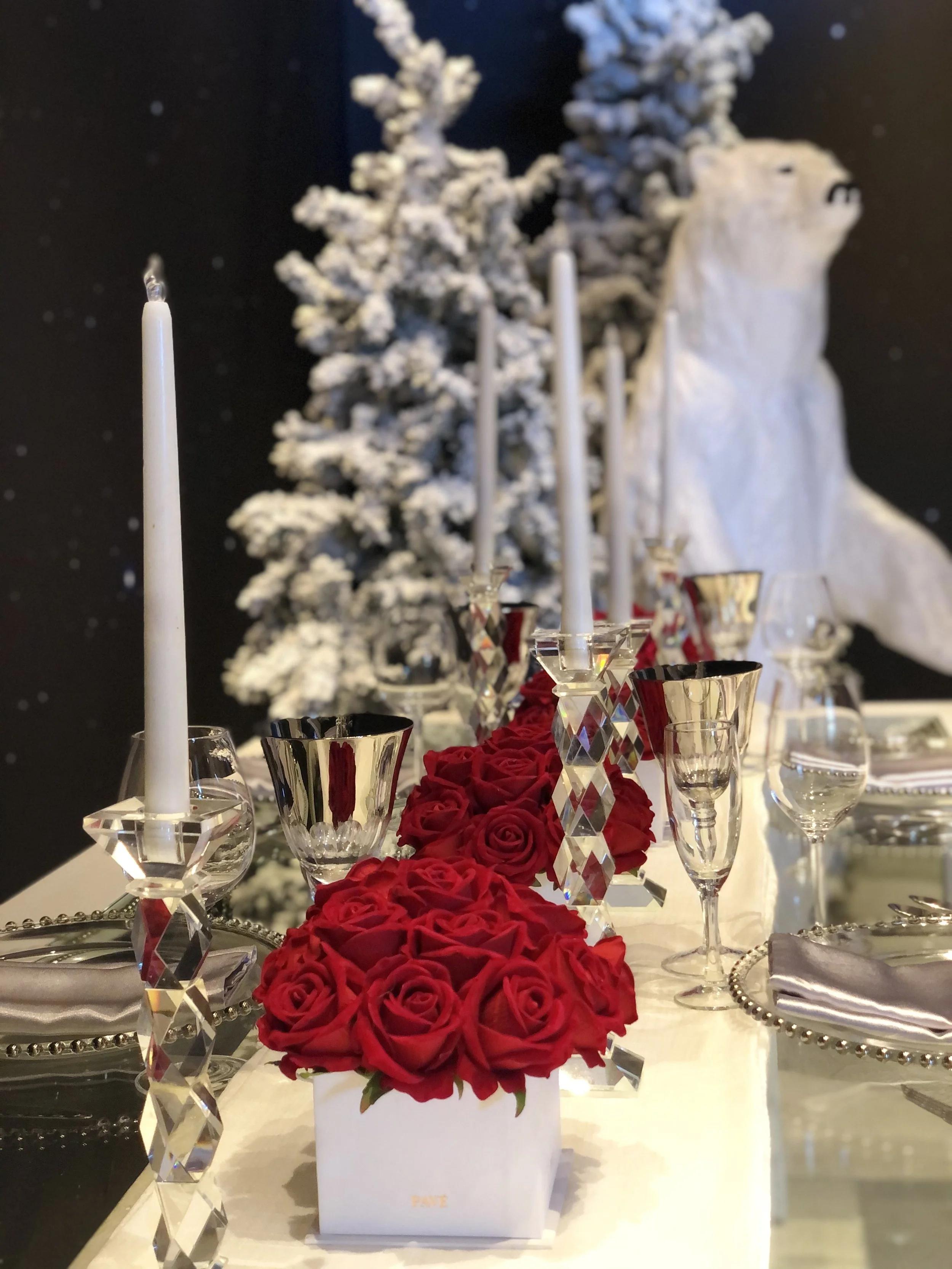 COCA HOLIDAYS x JW MARRIOTT L.A.