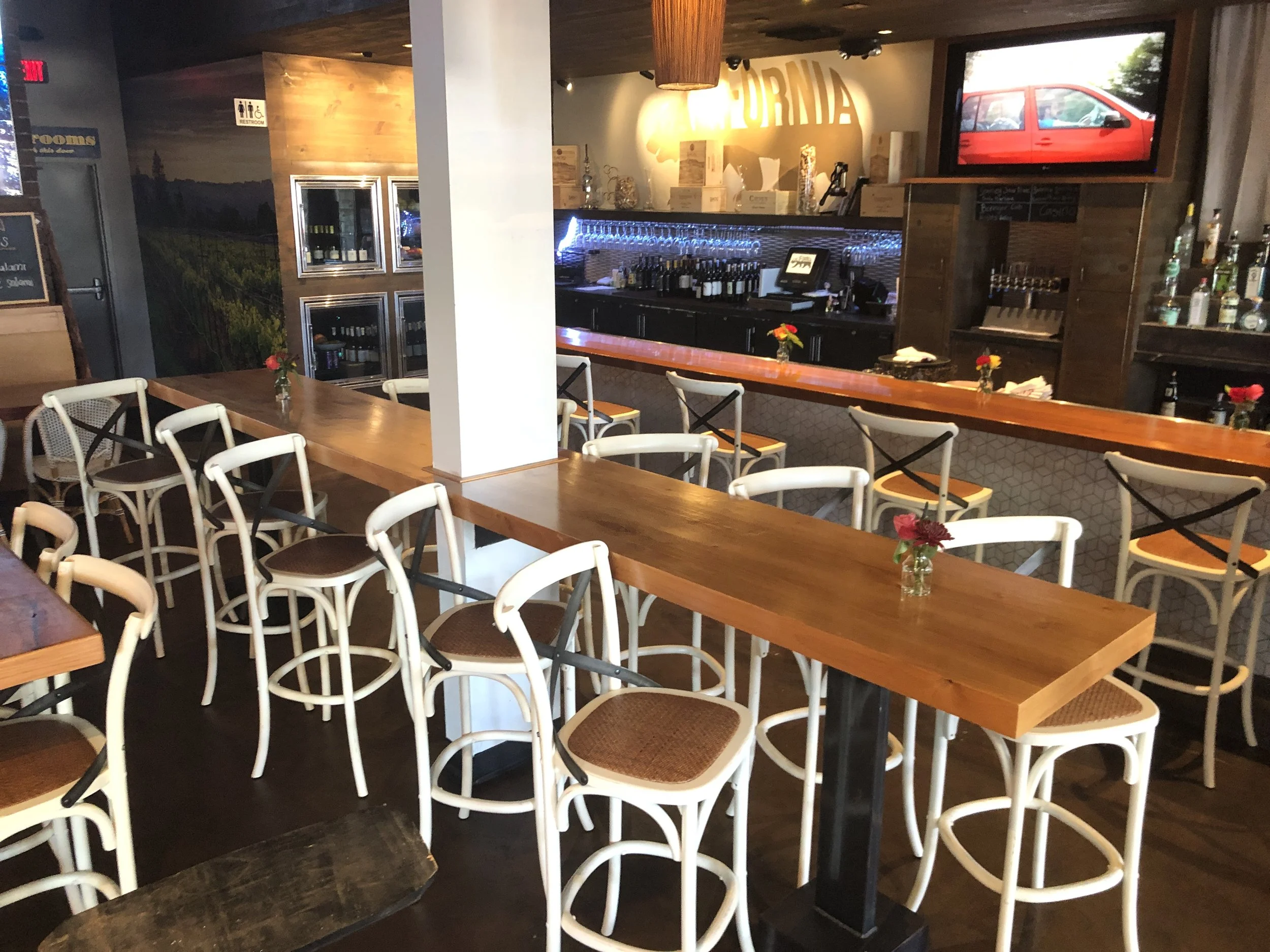 Column Wraparpund Bar Height Restaurant Table