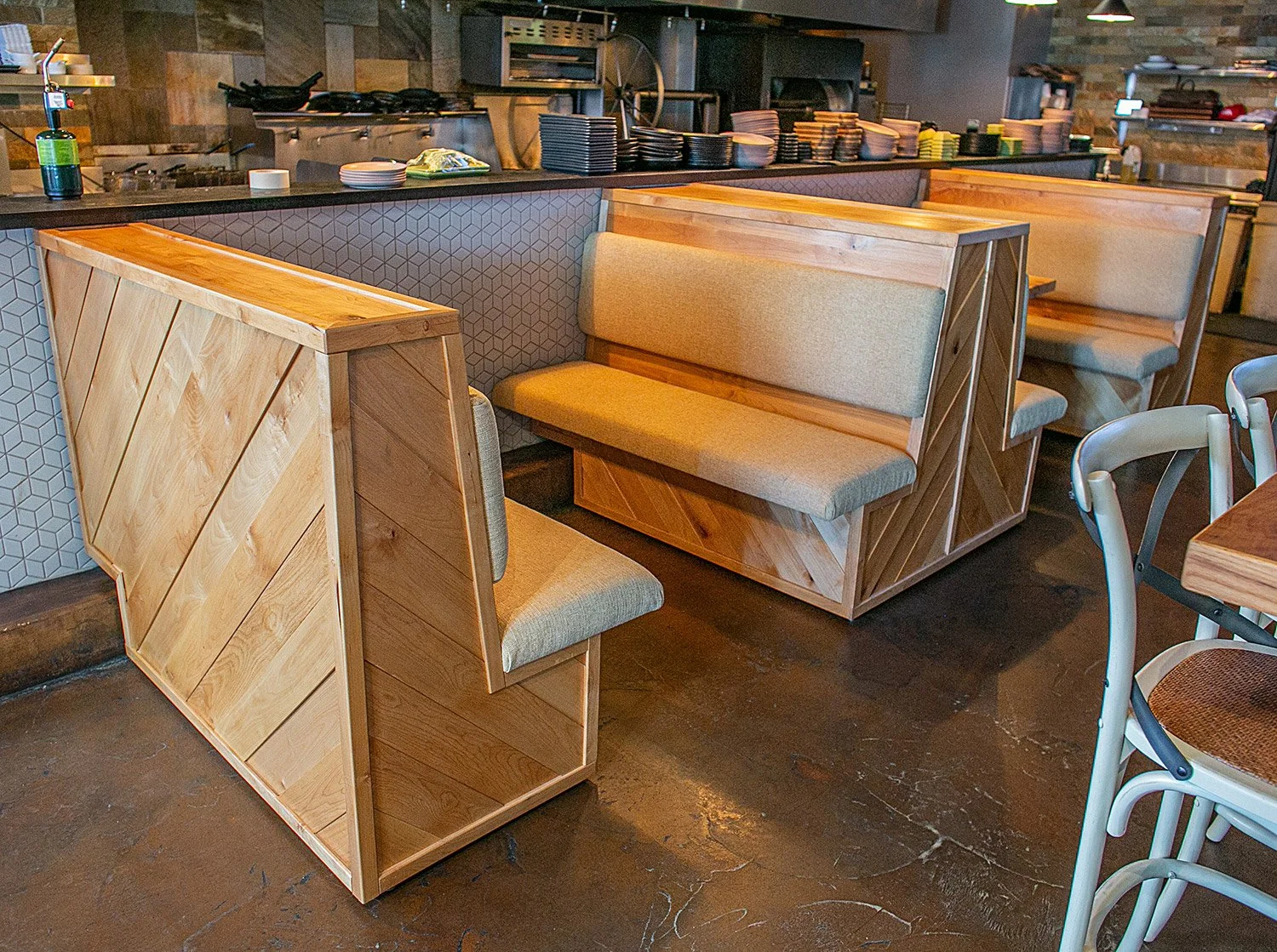 Restaurant-Booths-04.jpg