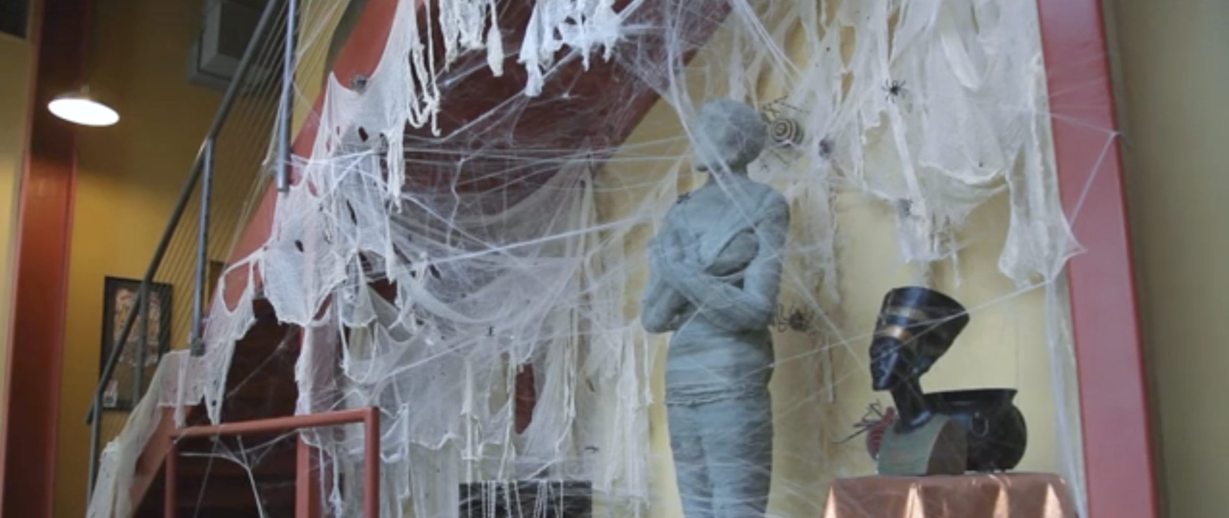 No Dull Humans: Halloween Edition