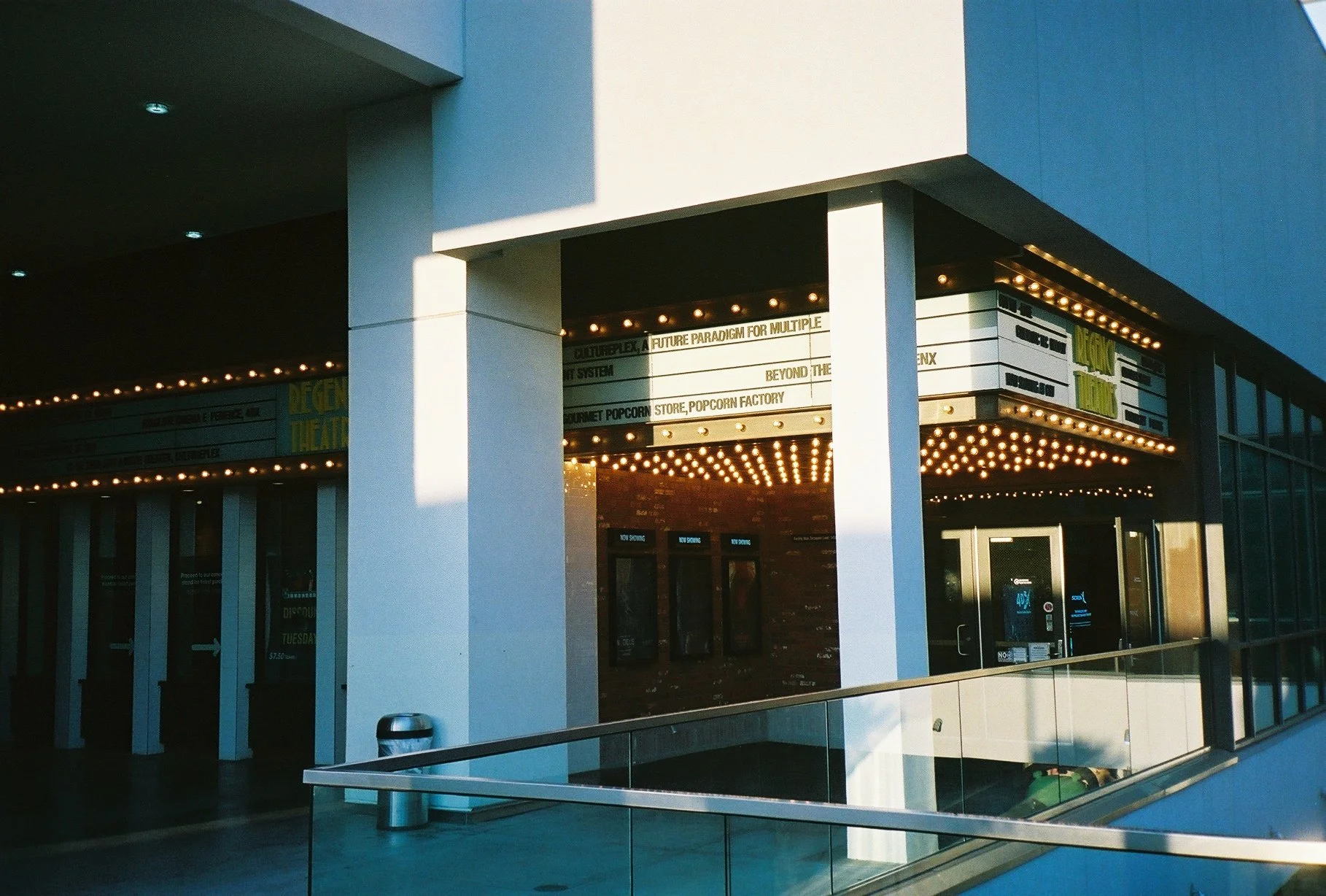 R2-08328-009A.JPG