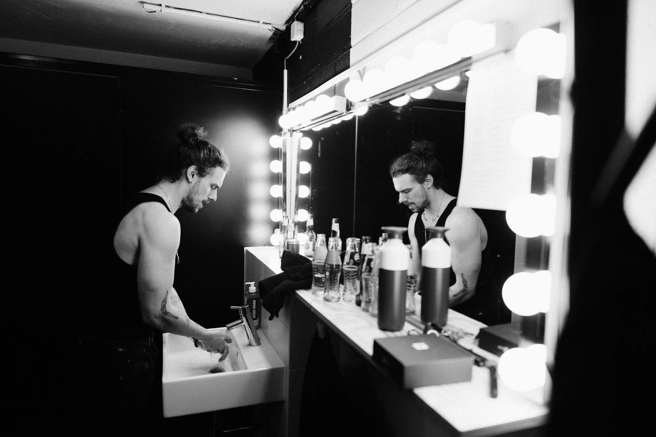Backstage-26.jpg