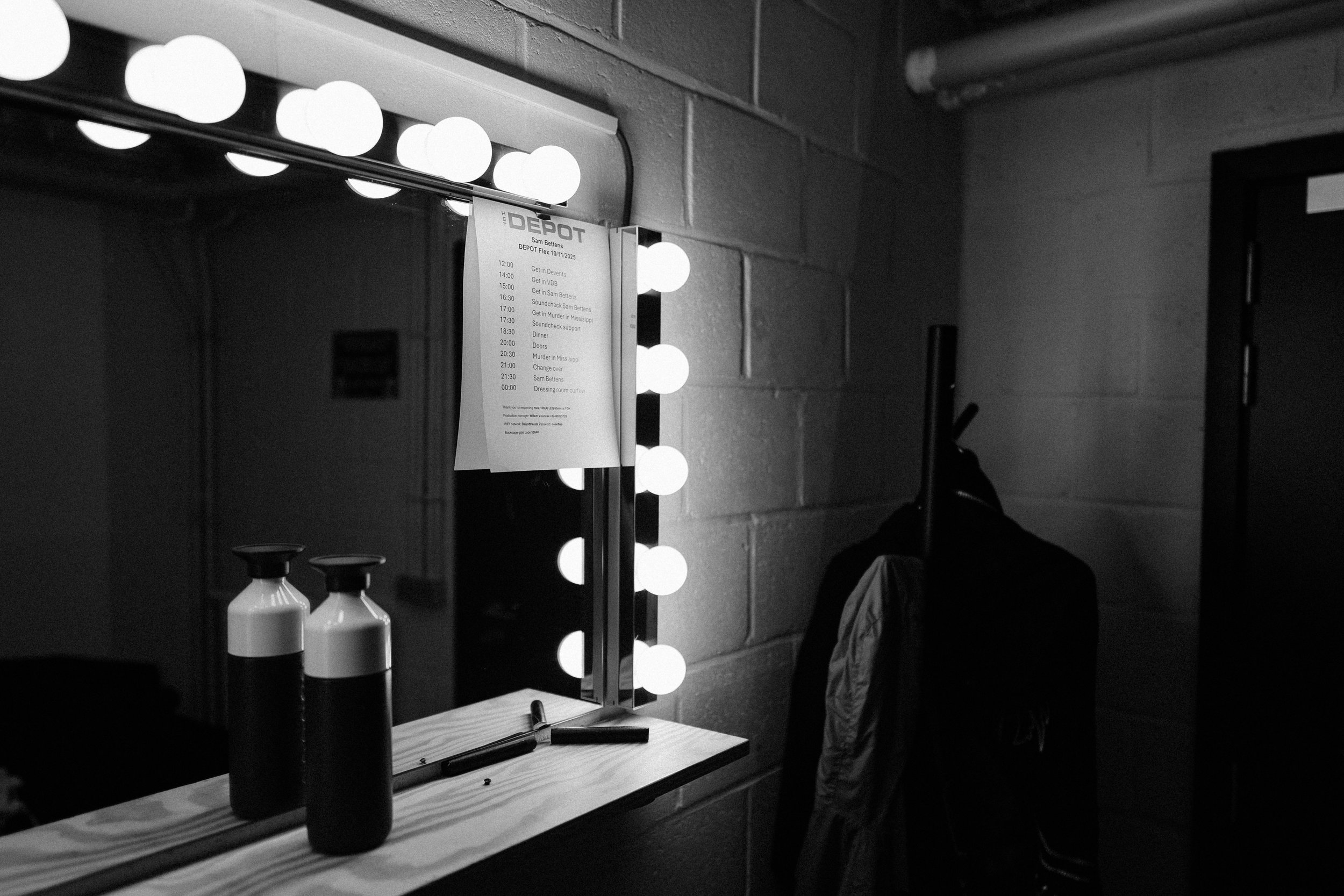 Backstage.jpg