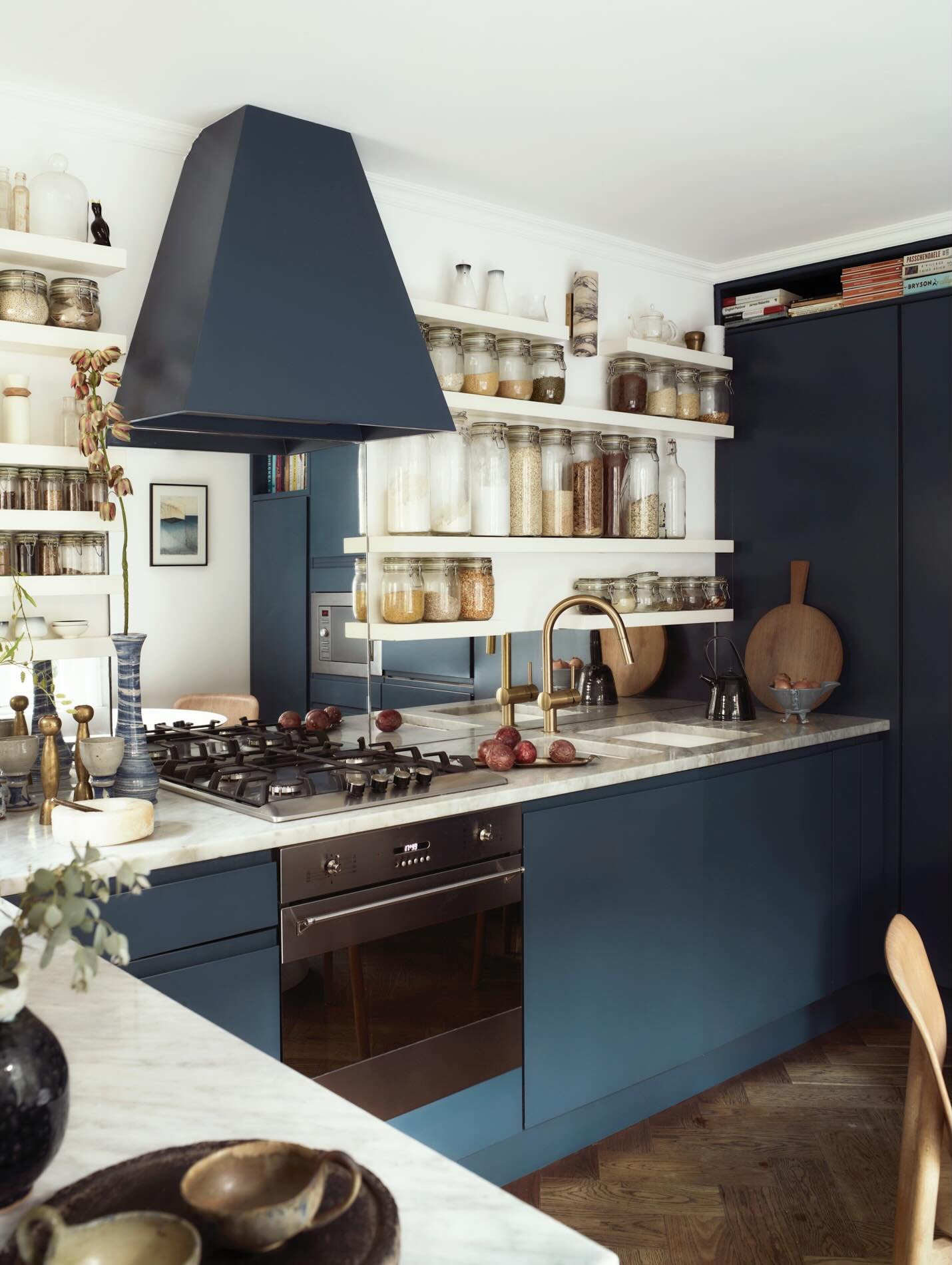 This kitchen in our Georgian listed house was had little storage and not much usable space due to 3 misplaced entrance doors into the room.
We redesigned so that we got rid of two external doors freeing up useable space. We worked out exactly how man