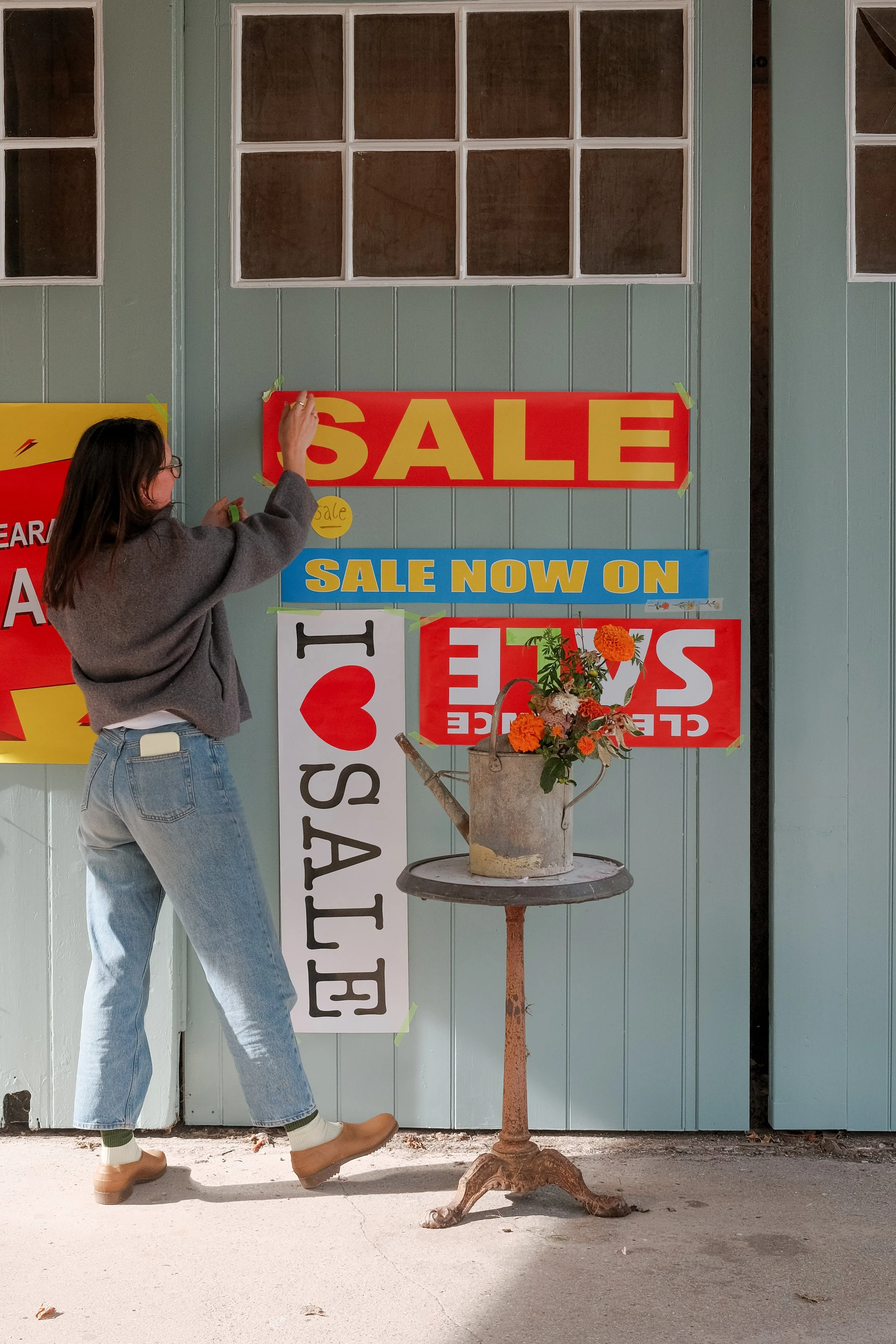 Gladstone / Hellen Sale in The Conservatory