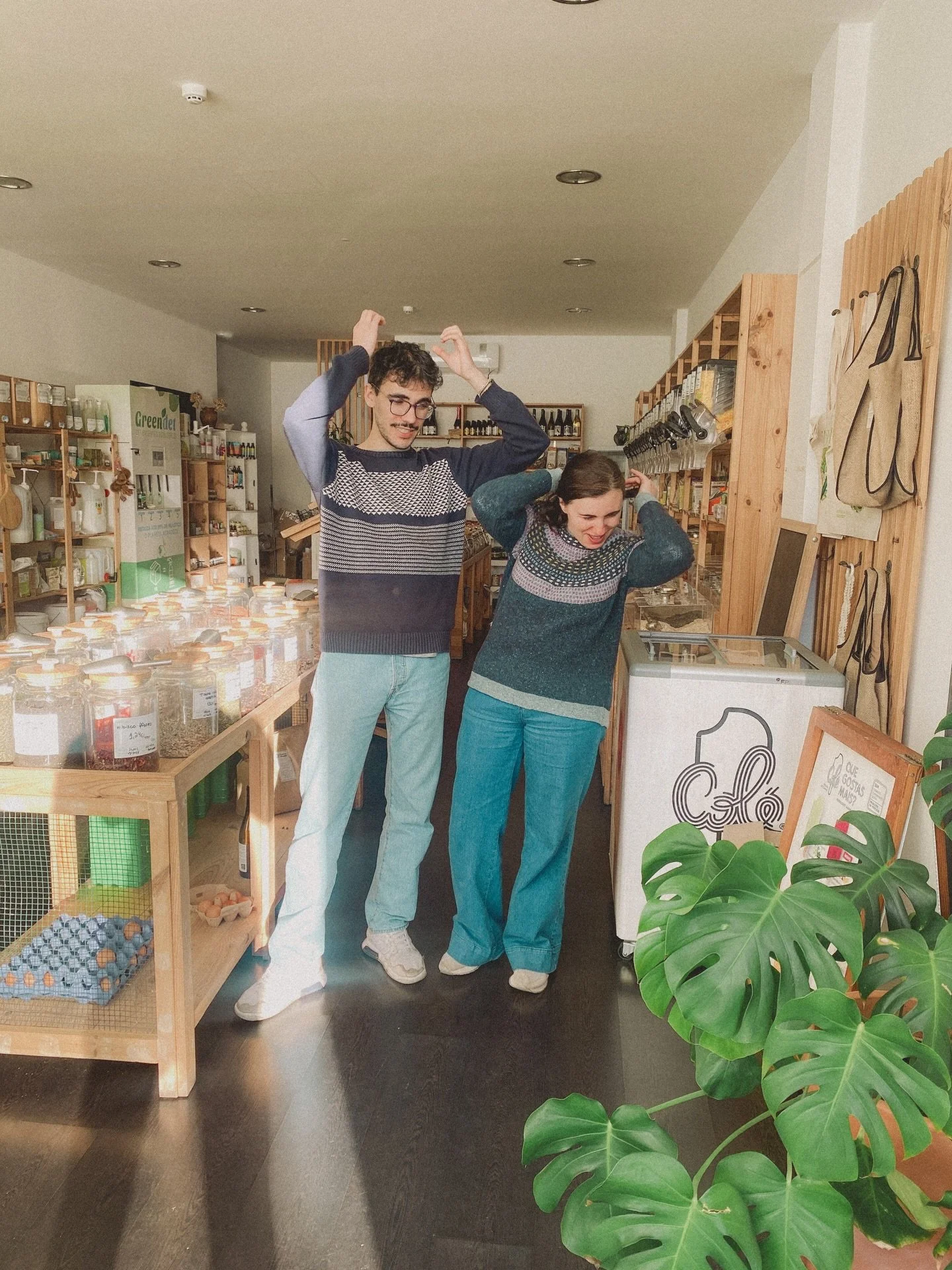 Pens&aacute;mos, repens&aacute;mos&hellip; e agora &eacute; tempo de avan&ccedil;ar.

Este ano, a T&aacute;t&aacute; muda de espa&ccedil;o. Um novo ambiente que, com calma e carinho, vai voltar a ser casa.
Por isso, esta semana vamos estar encerrados