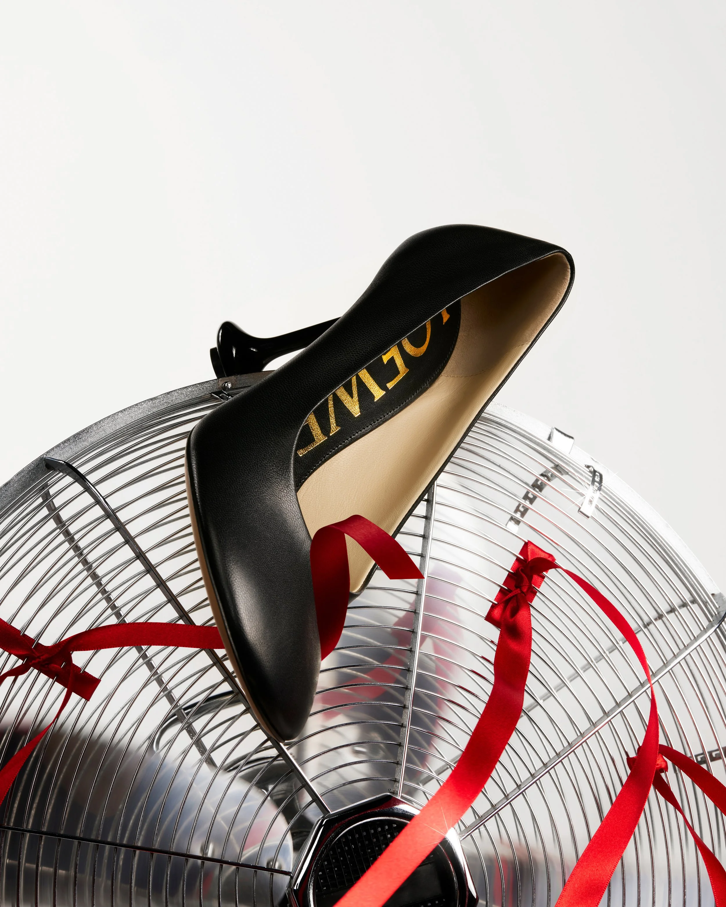 ASSET8_LOEWE_HEEL_1080x1350.jpg