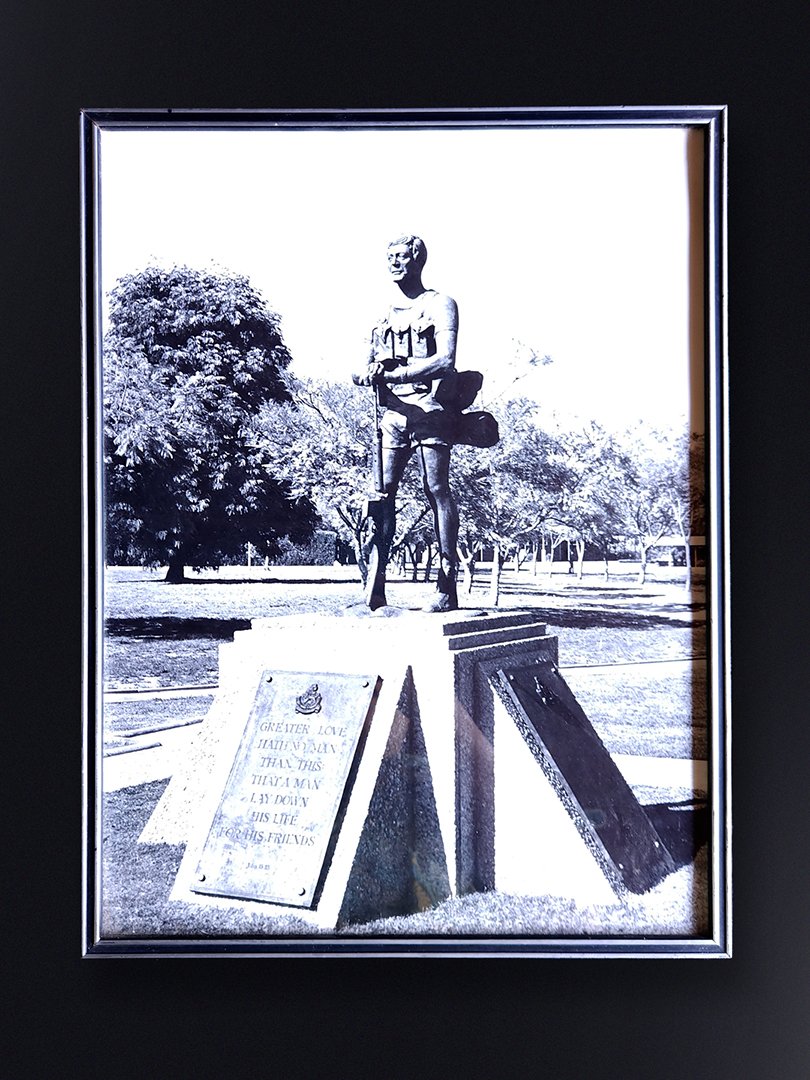 Framed photo of the RLI Troopie Statue