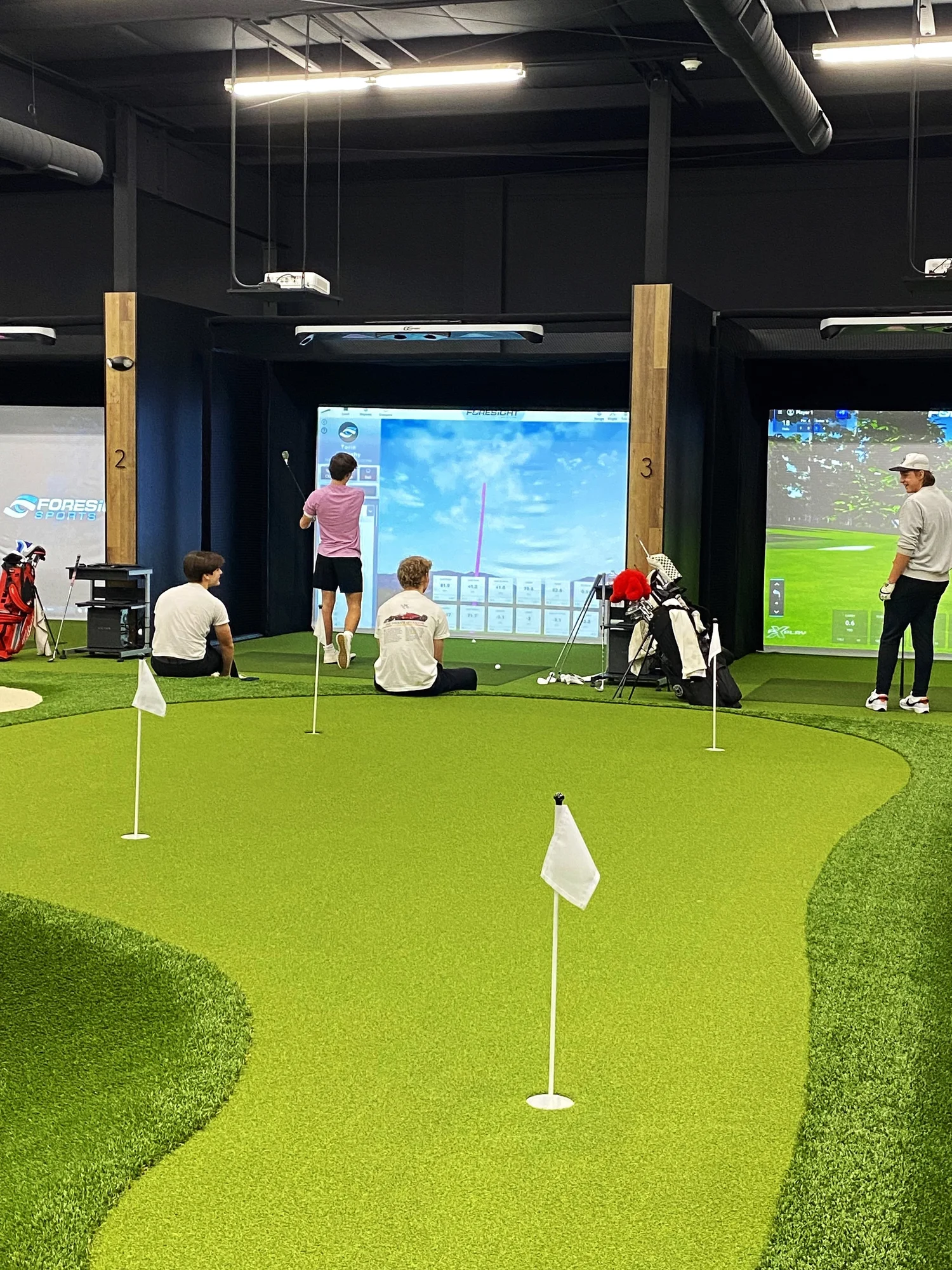 Limitless Golf Club - Photo 2