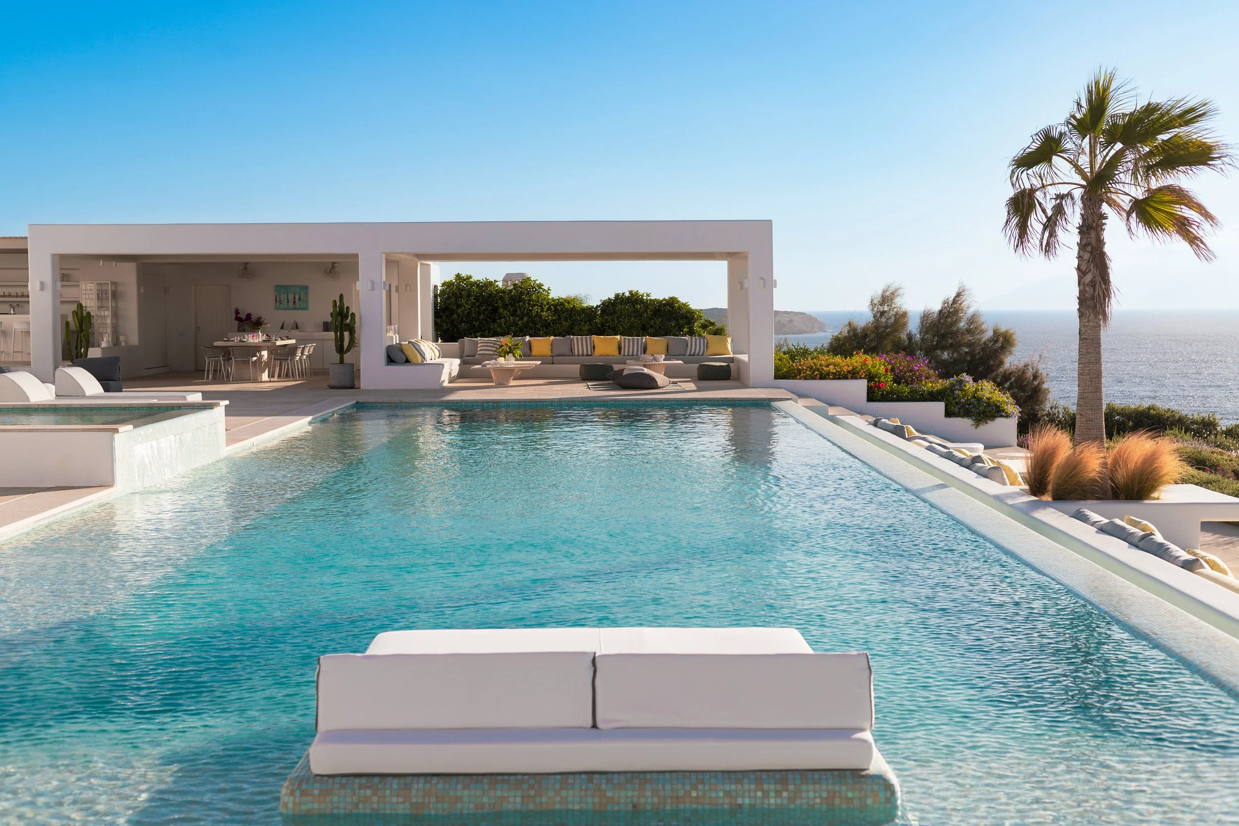 T_Five_C_Paros082.jpg