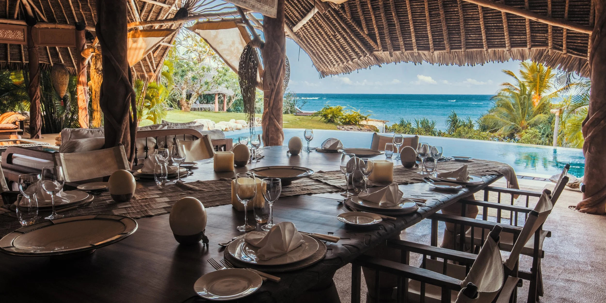 Garden_Dinning_Room copy.jpg
