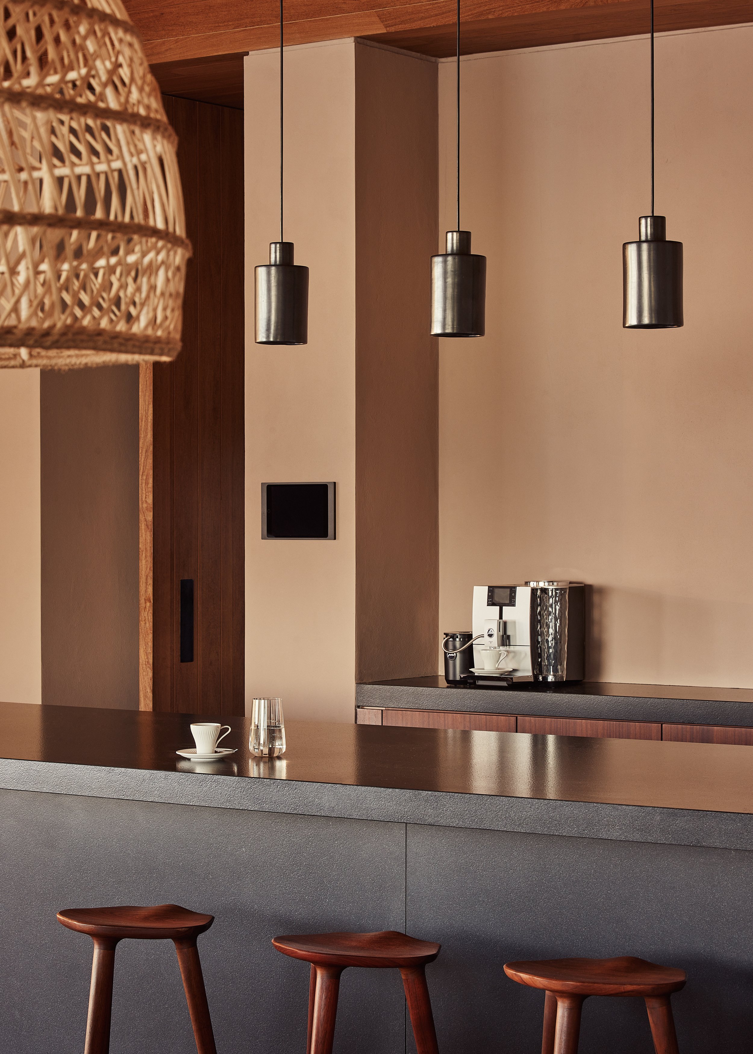 RLH_Mandarina_Arch_Villa01_Breakfast_Bar_Detail_0347_MASTER_Med.jpg