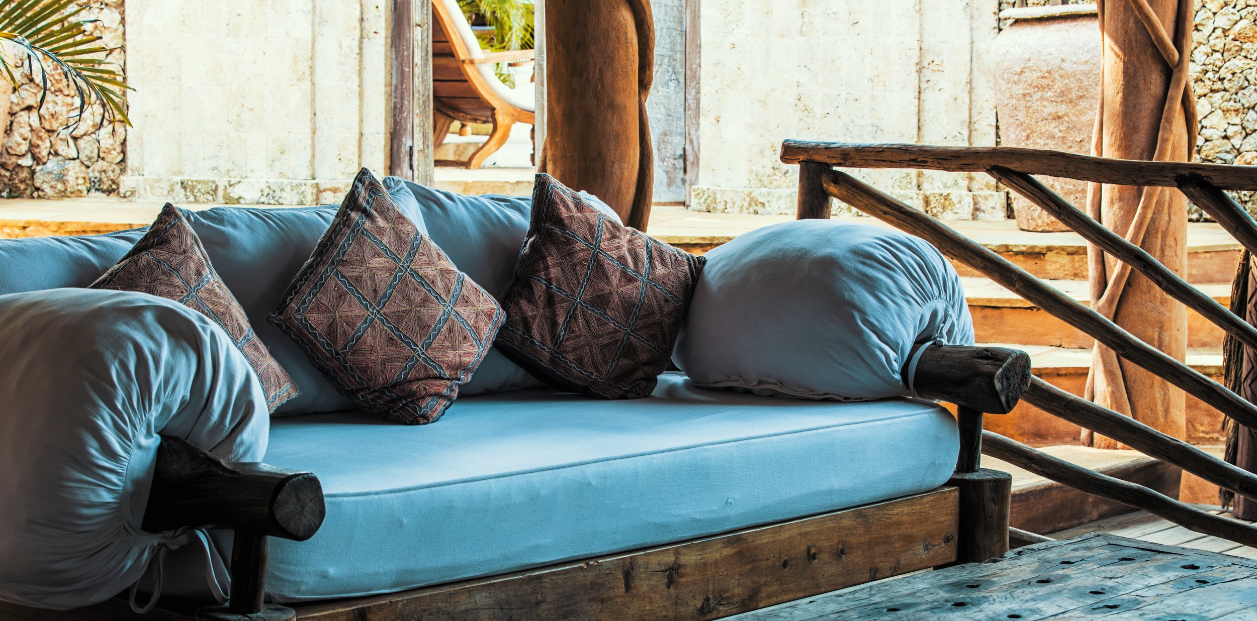 Beach Villa Decor 01.jpg