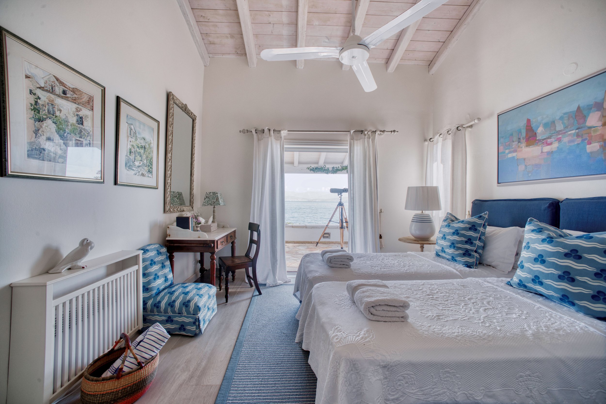 bedroom 6.jpg