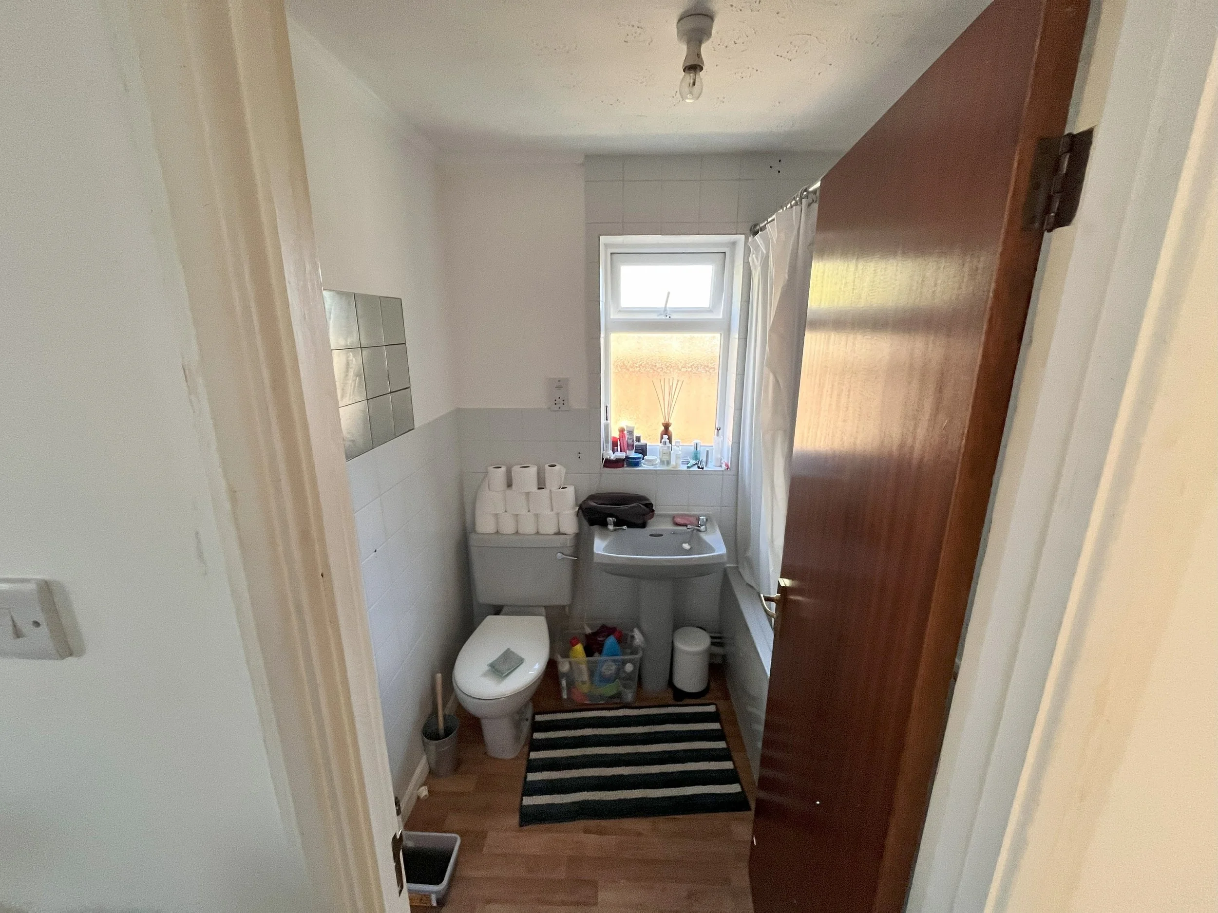 bathr room finished .jpeg