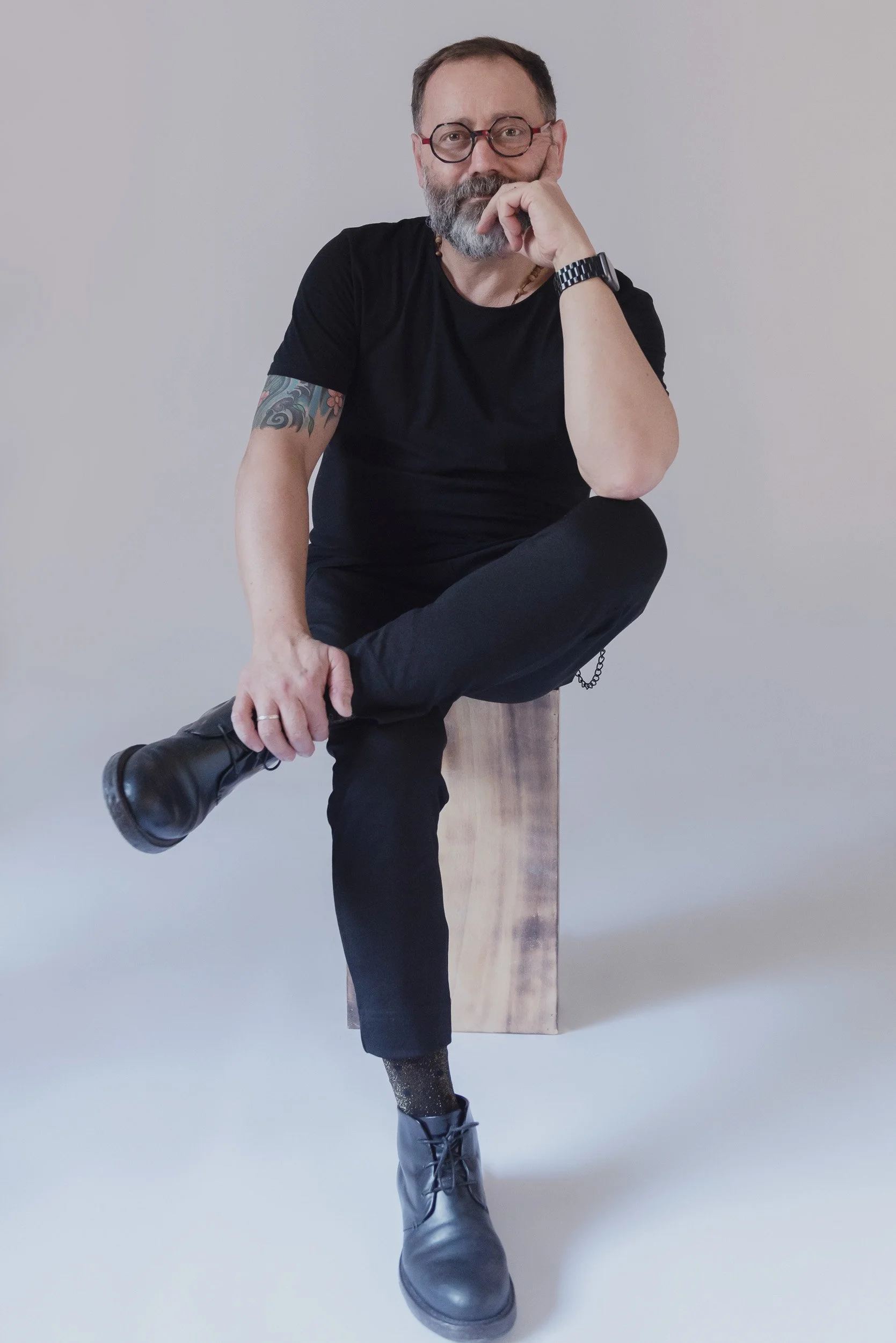 Ritratto professionale maschile informale — Studio Icon, Studio Hound Portraits Milano
