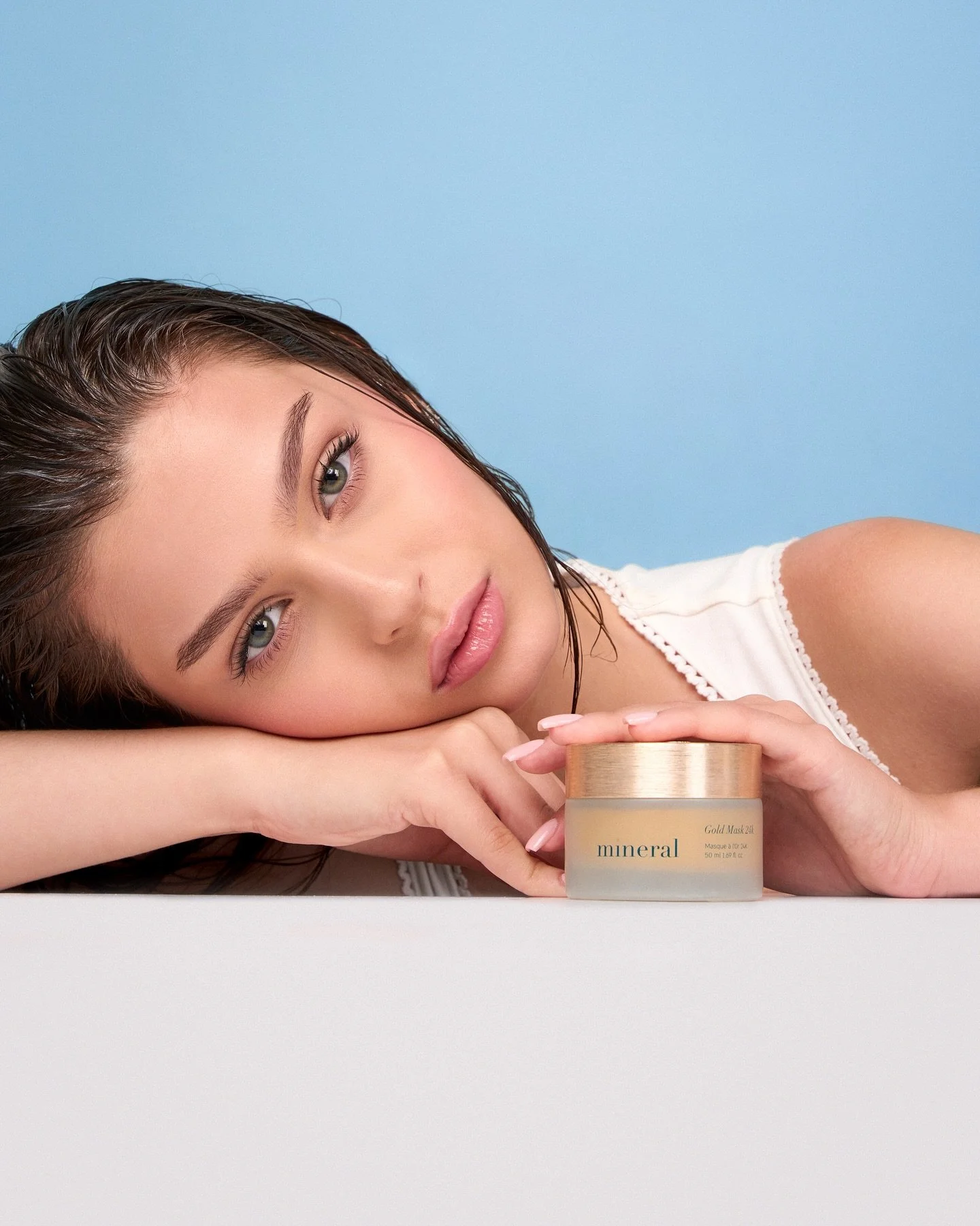 Another one from Laline&lsquo;s mineral collection 💙
*personal project 

Photography: @rilimedia 
Model: @shanirinsky_ 
MUA: @dianayalon_makeup 

#laline #ללין #צילוםמוצרים #צילוםוידאו #צילוםסטודיו #productphotographer #יוצרתתוכן #צלמת #contentcreat