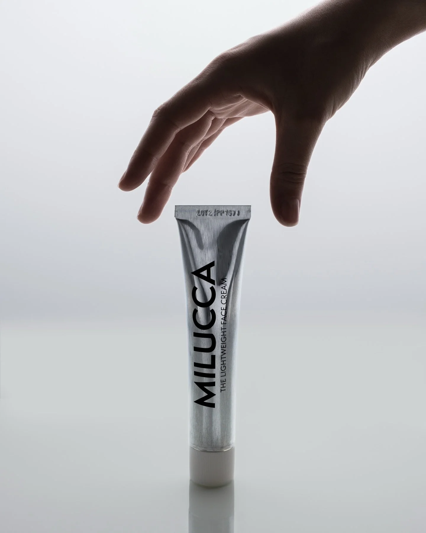 Product photography with @milucca &lsquo;s moisturizer 
Hand model @lielyalon 😉