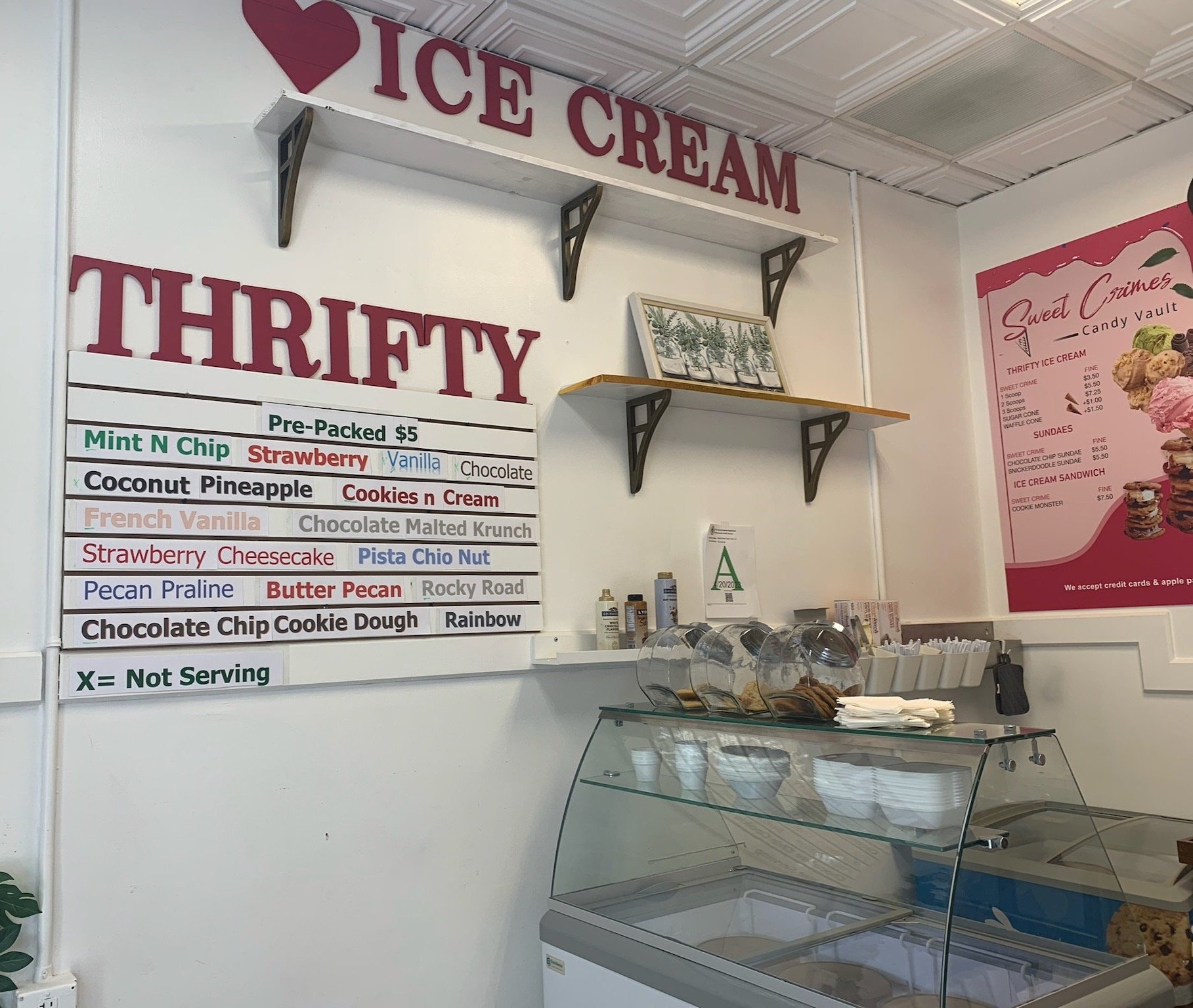 sweet-crimes-candy-vault