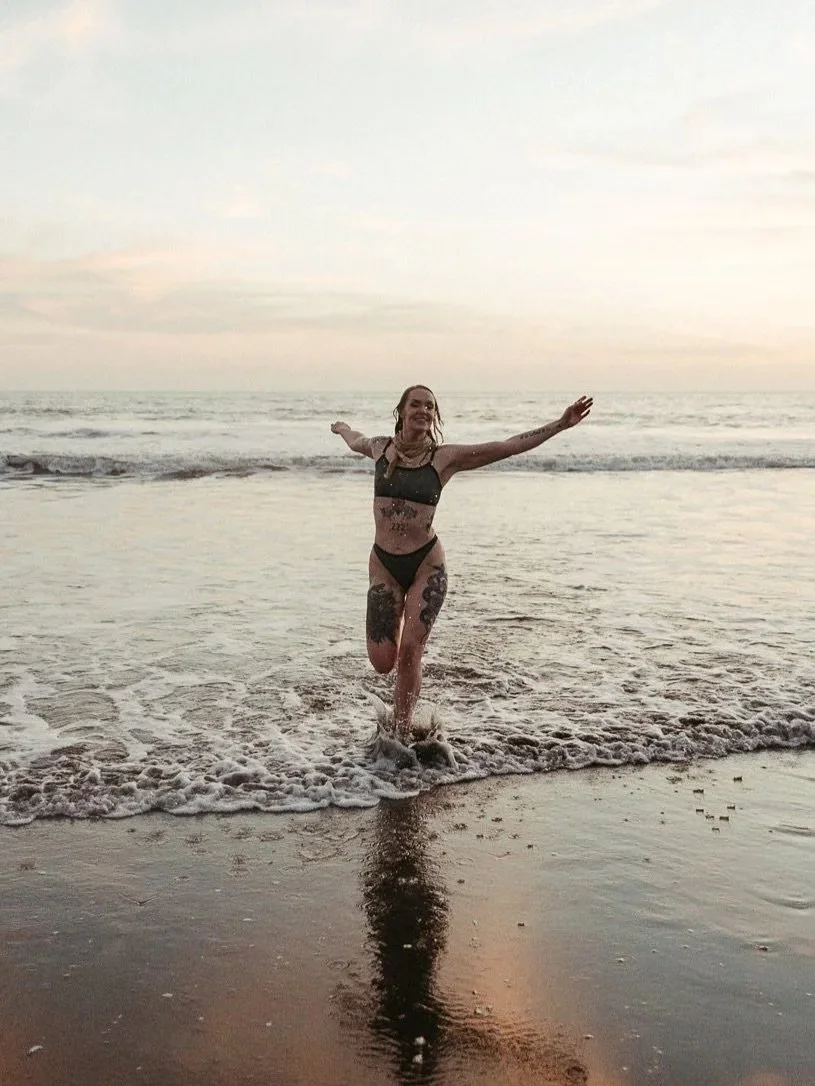 Still time to book a shoot that involves jumping in the water! I will get in with you! This could be us!