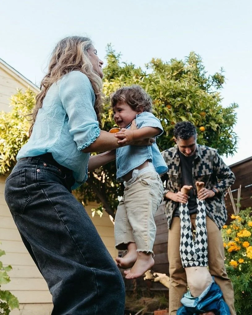 Documentary family photos in the backyard &gt;
For jacqueline
