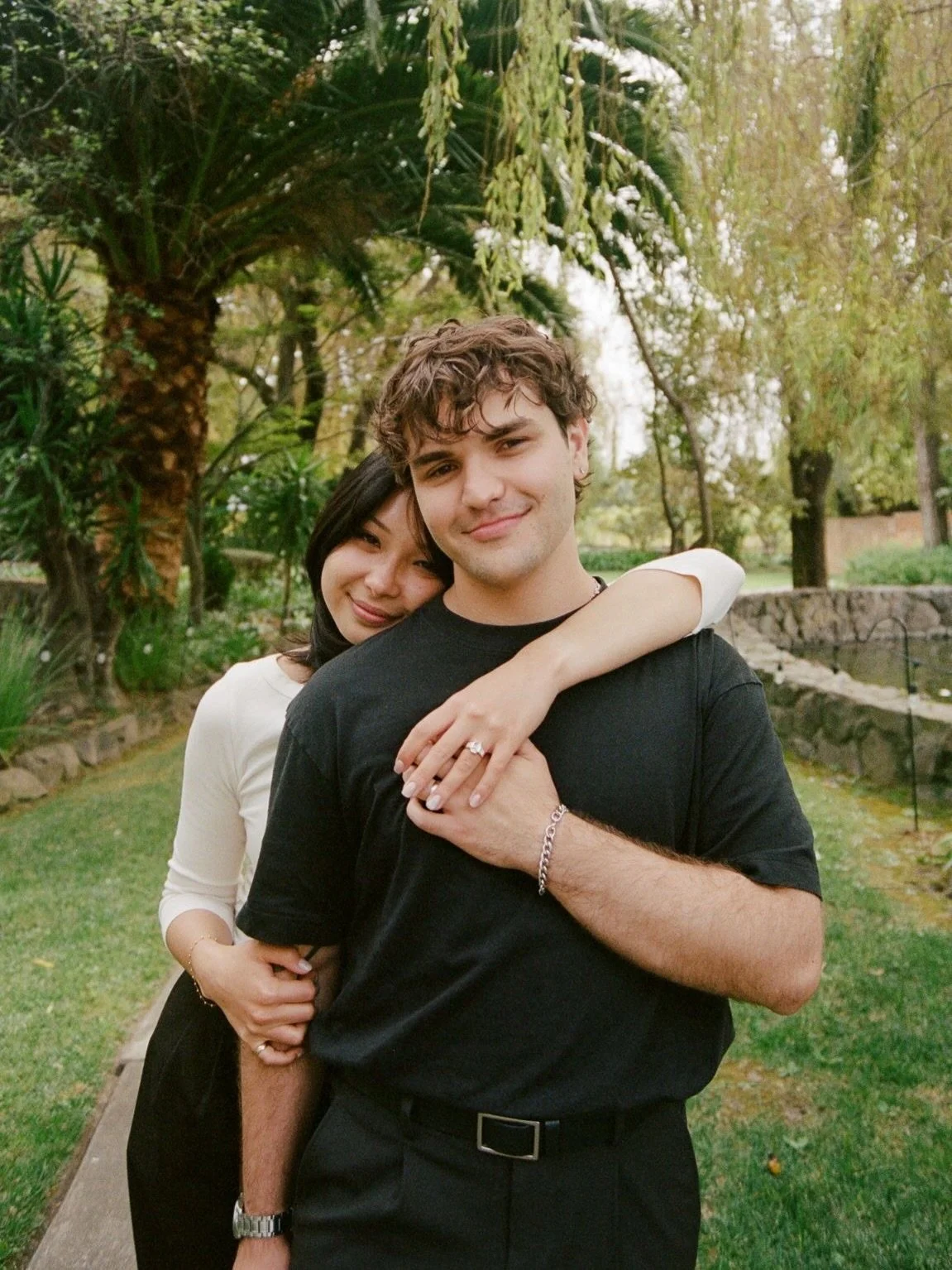 Ali and Barna&rsquo;s proposal under a willow tree, shot on film in Sonoma