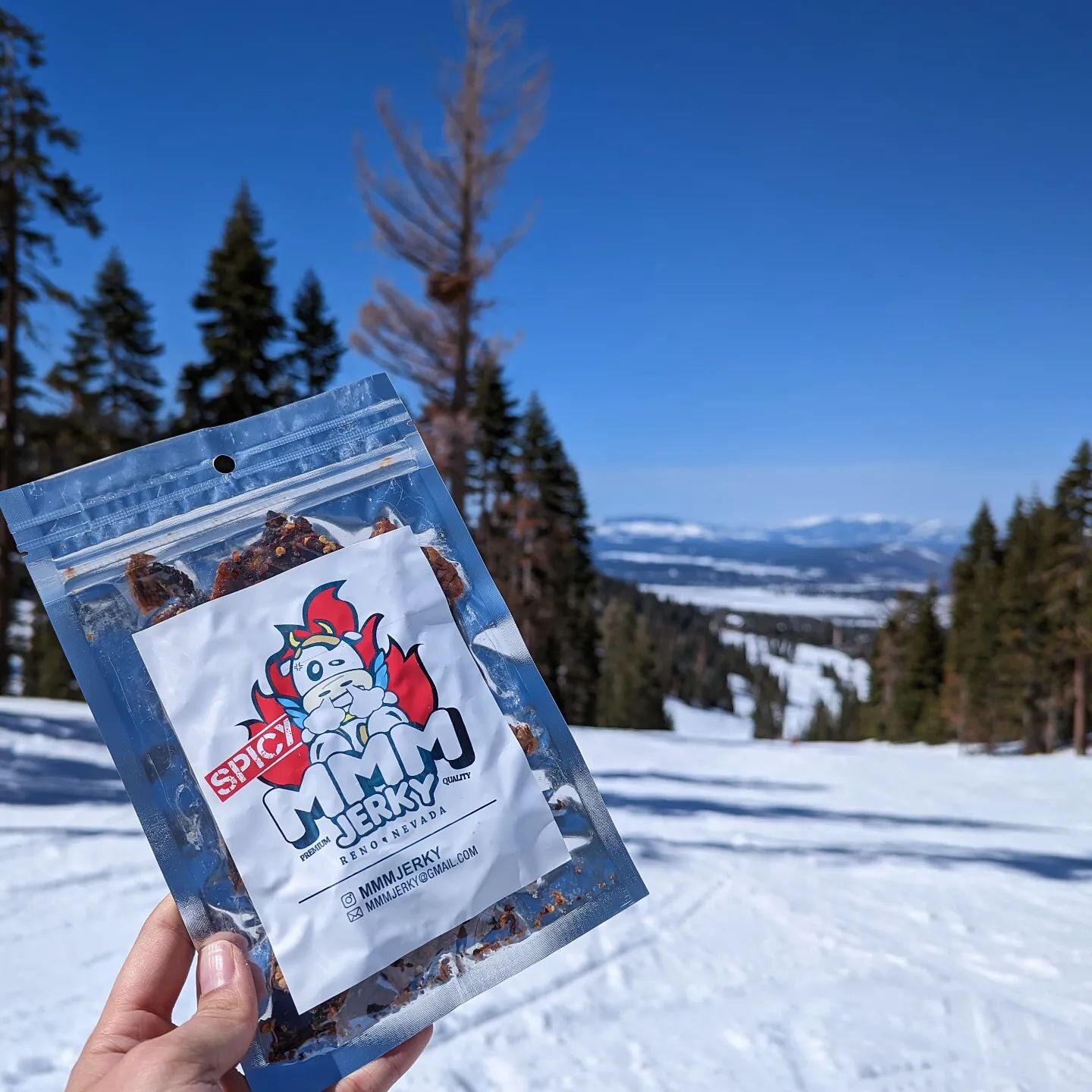 Can you believe there's still snow on the mountains?! 
#MMMJerky #MadeInNevada #RenoNevada #JerkyChips #USDAPrimeBeef #SnowboardingWithJerky #Jerky #BeefJerky