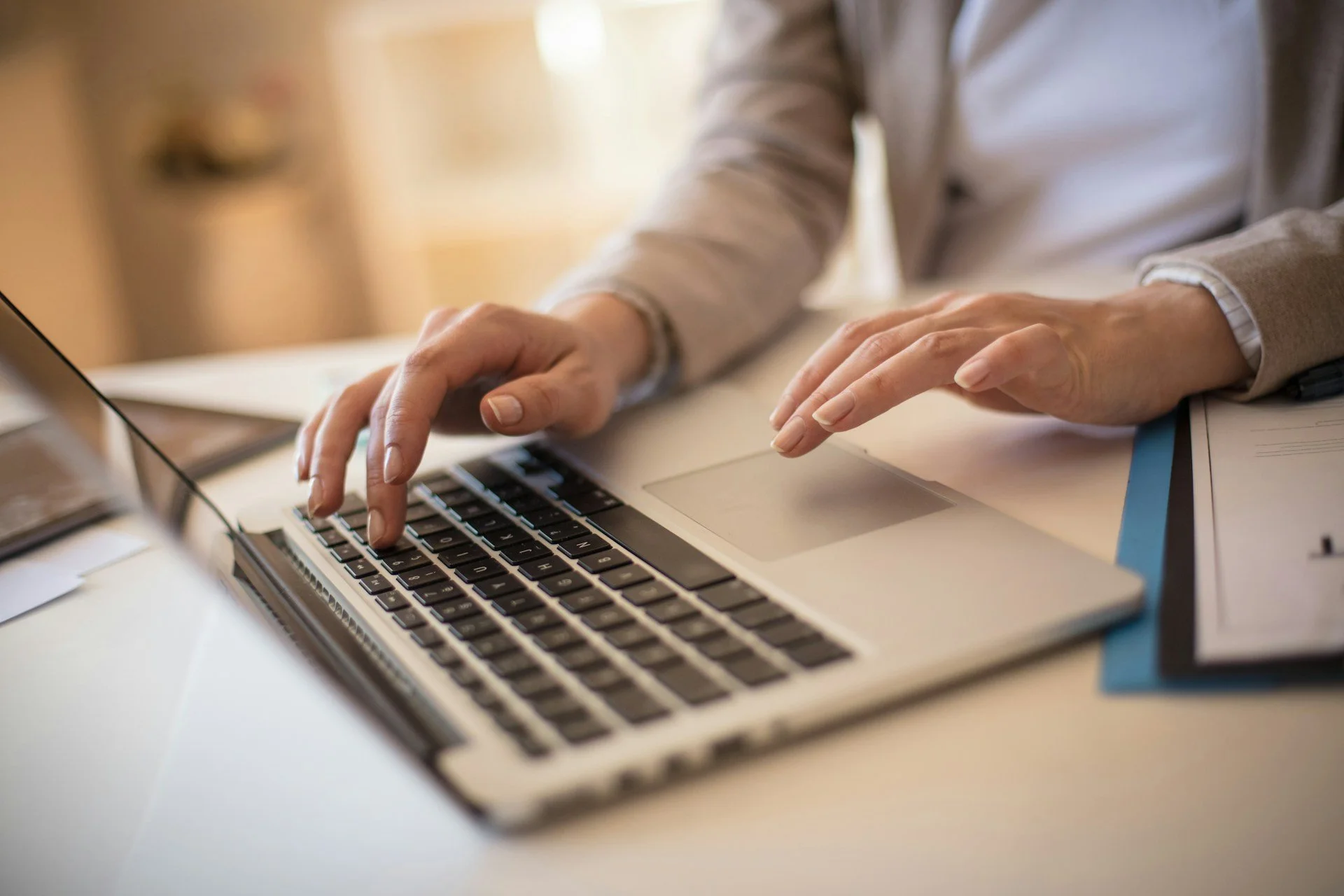 Tips for Writing Seasonal Blog Content That Brings in Cape Cod Traffic