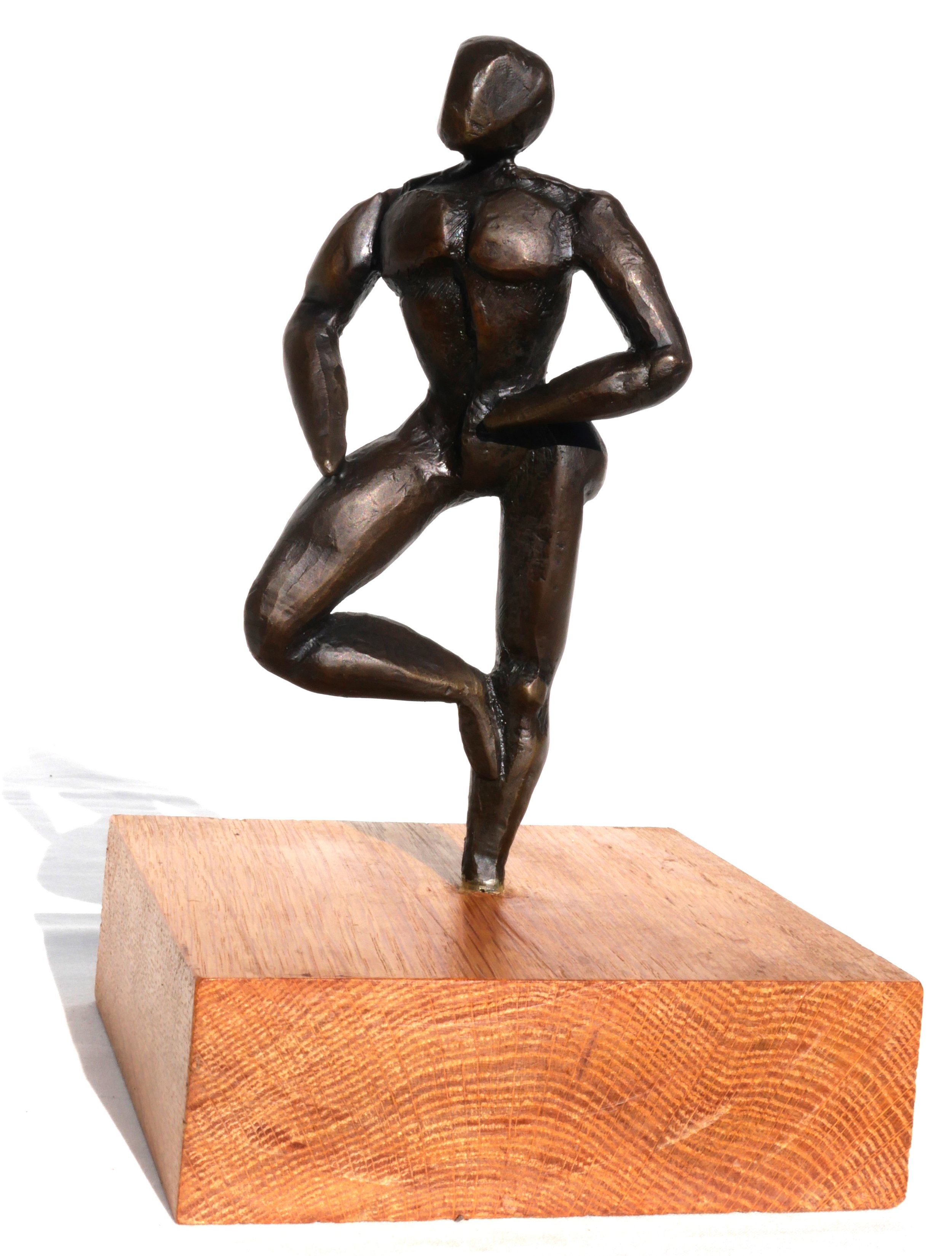 Moving Figure ii (185x90x50) 
Bronze (American Oak base)