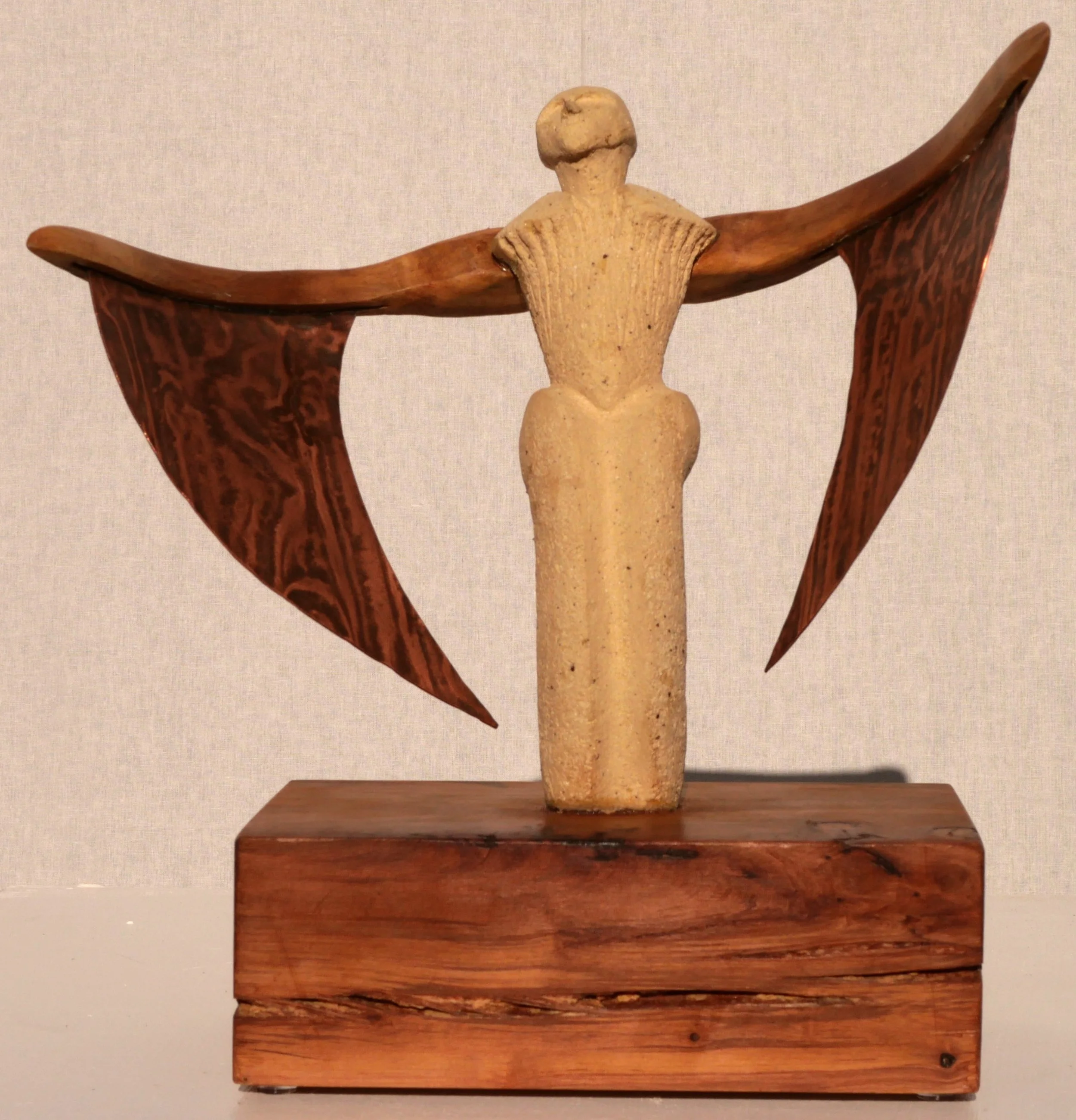 Maquette 4 (235x285x120)
Ceramic, Copper and Wood (Matai)
Rimu base