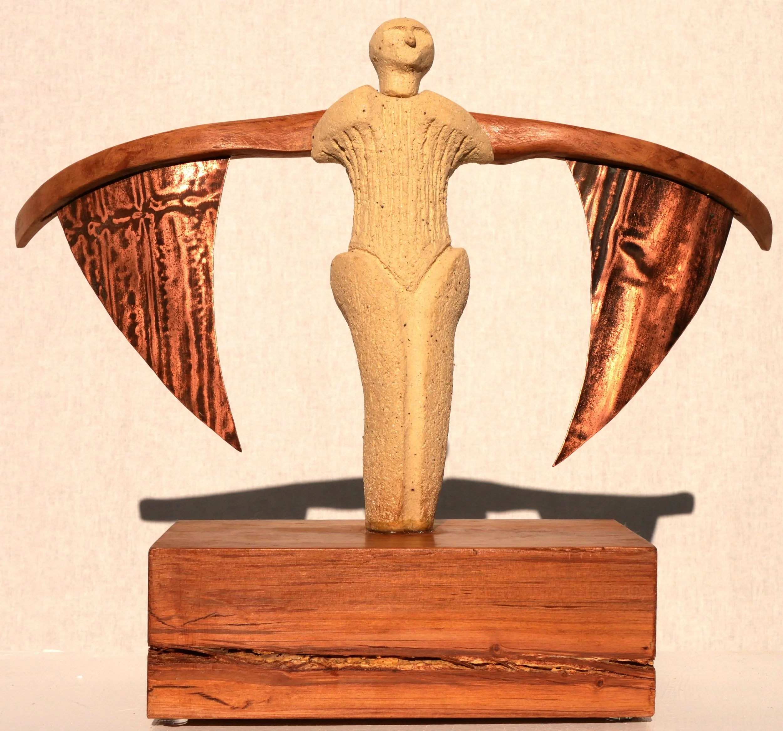 Maquette 1 (235x380x110)
Ceramic, Copper and Wood (Matai)
Rimu base