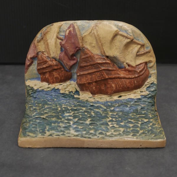 Muresque-Bookend-1.jpeg