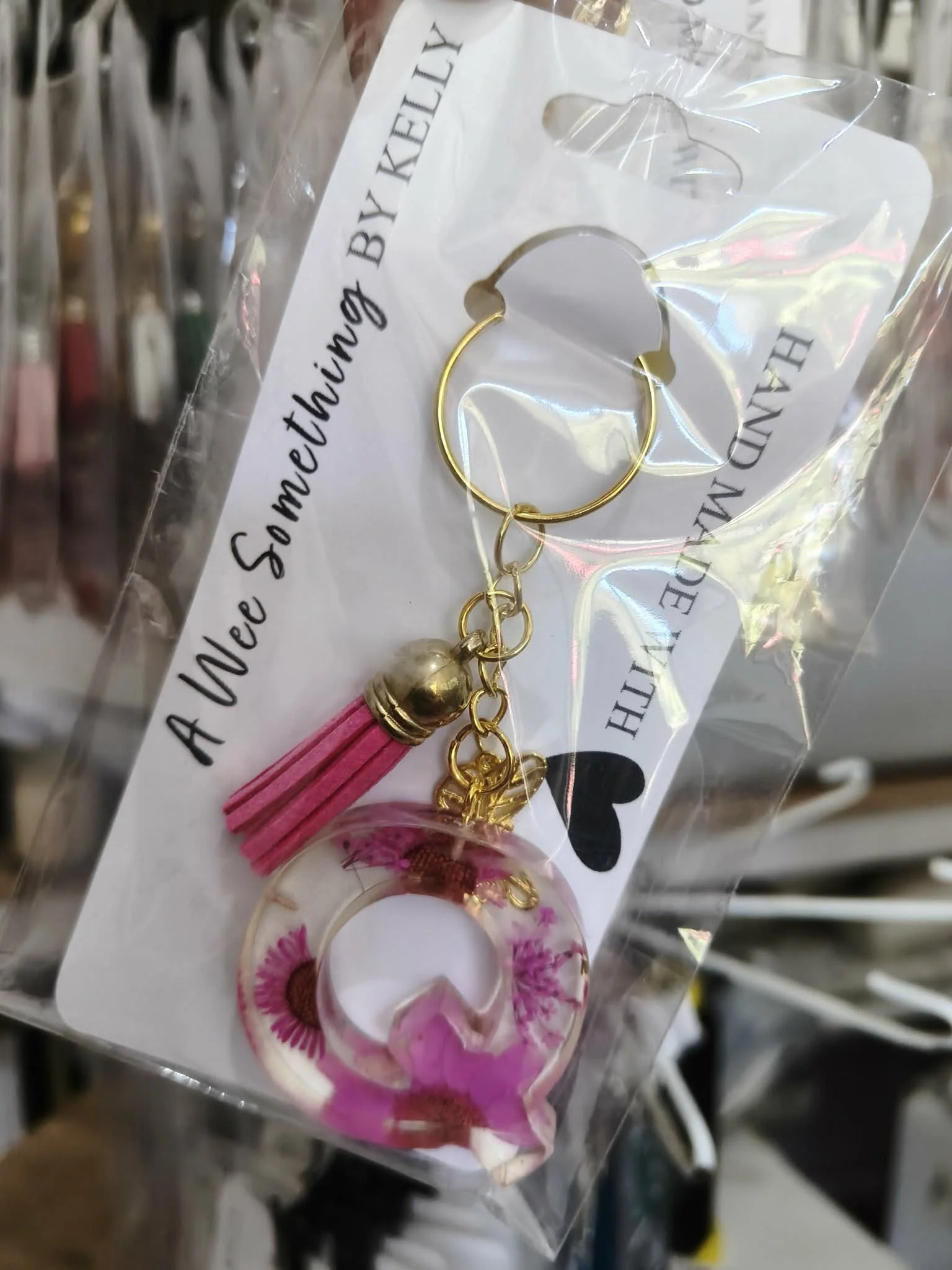 Resin Letter Flower Key Chain - Letter Q