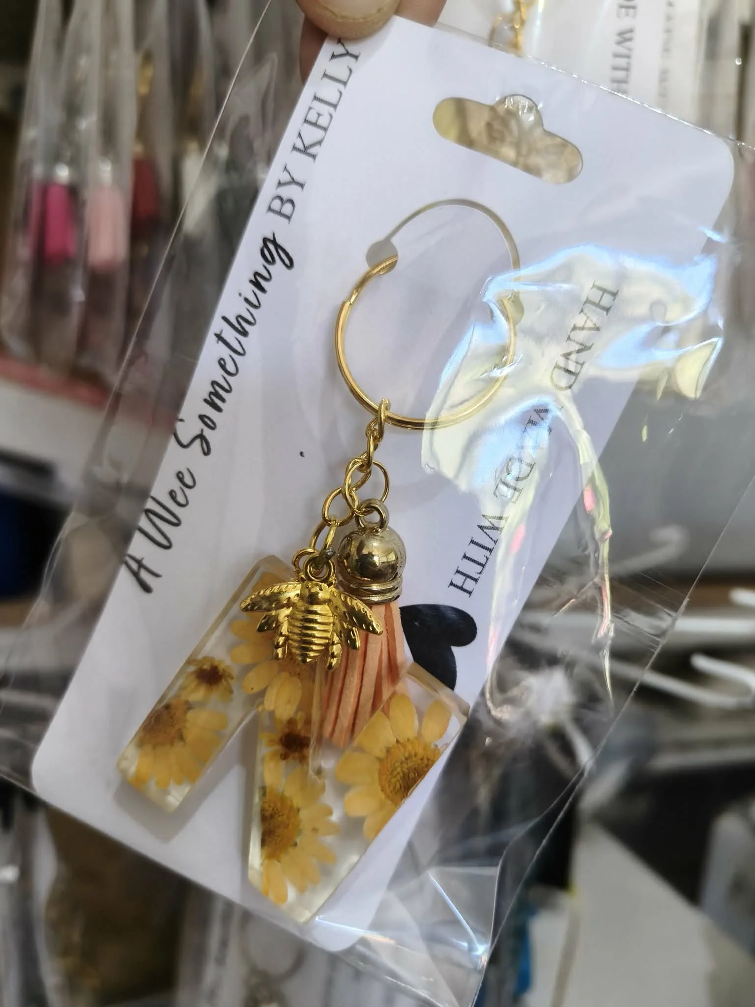 Resin Letter Flower Key Chain - Letter N