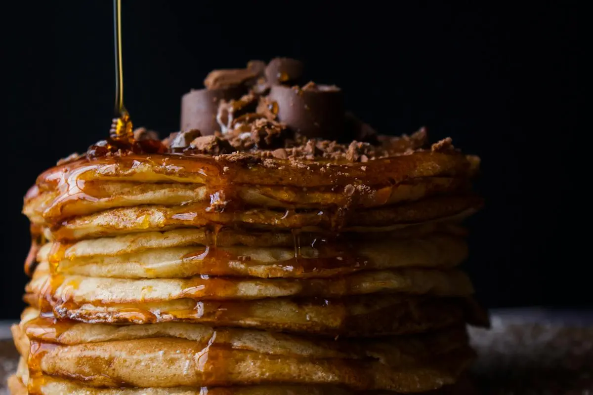 Understanding the Emotional Power of Food Photography in Selling Experiences
