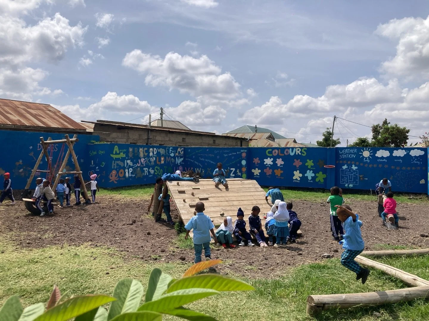 Beam of light from Arusha preschool! 
Have a beautiful week, 🦋❤️